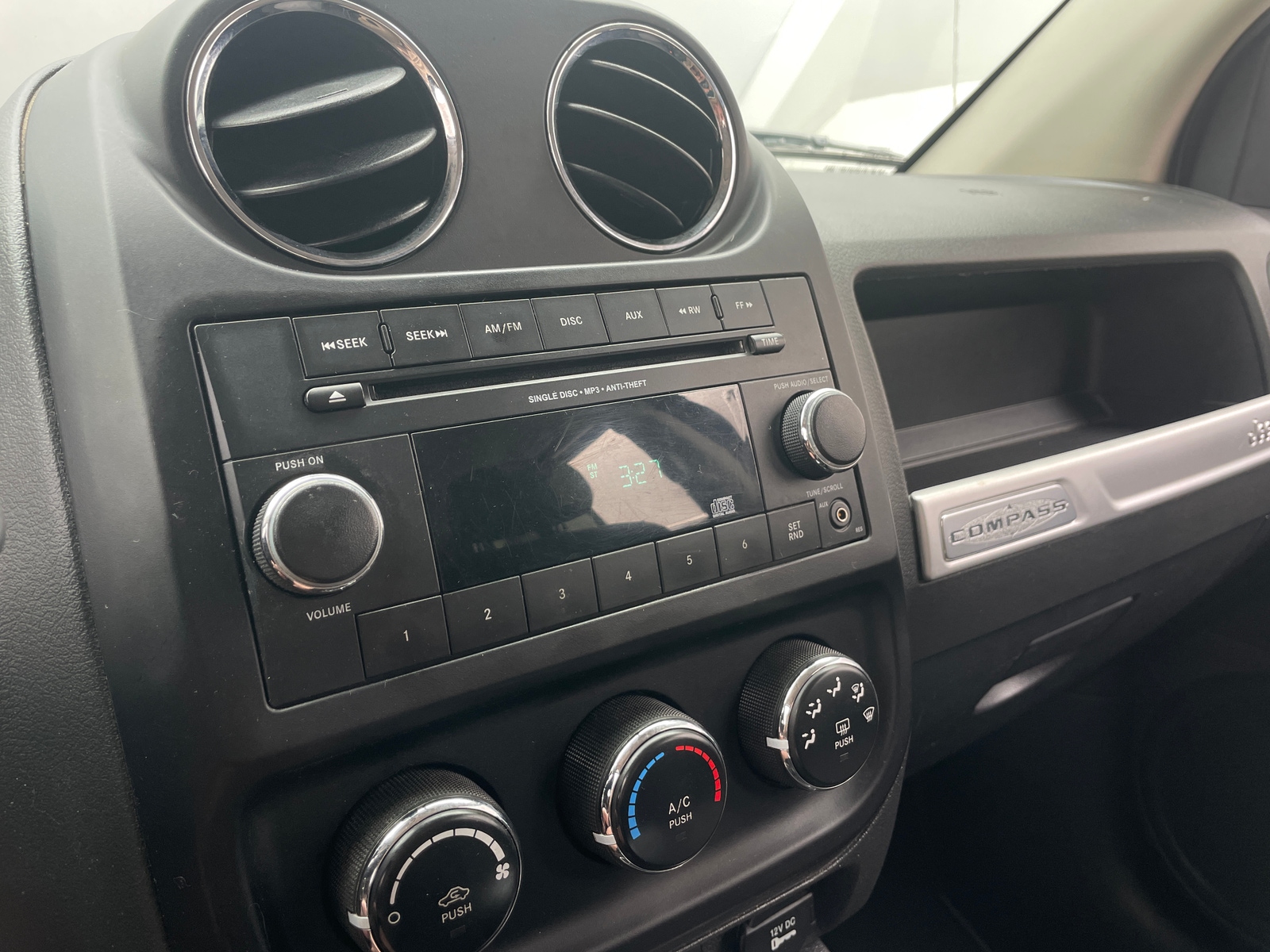 Thumbnail: 2014 Jeep Compass - 4