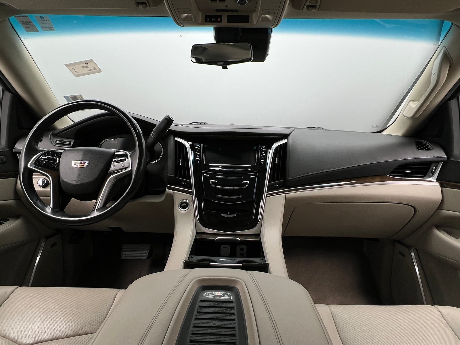 Thumbnail: 2019 Cadillac Escalade - 2