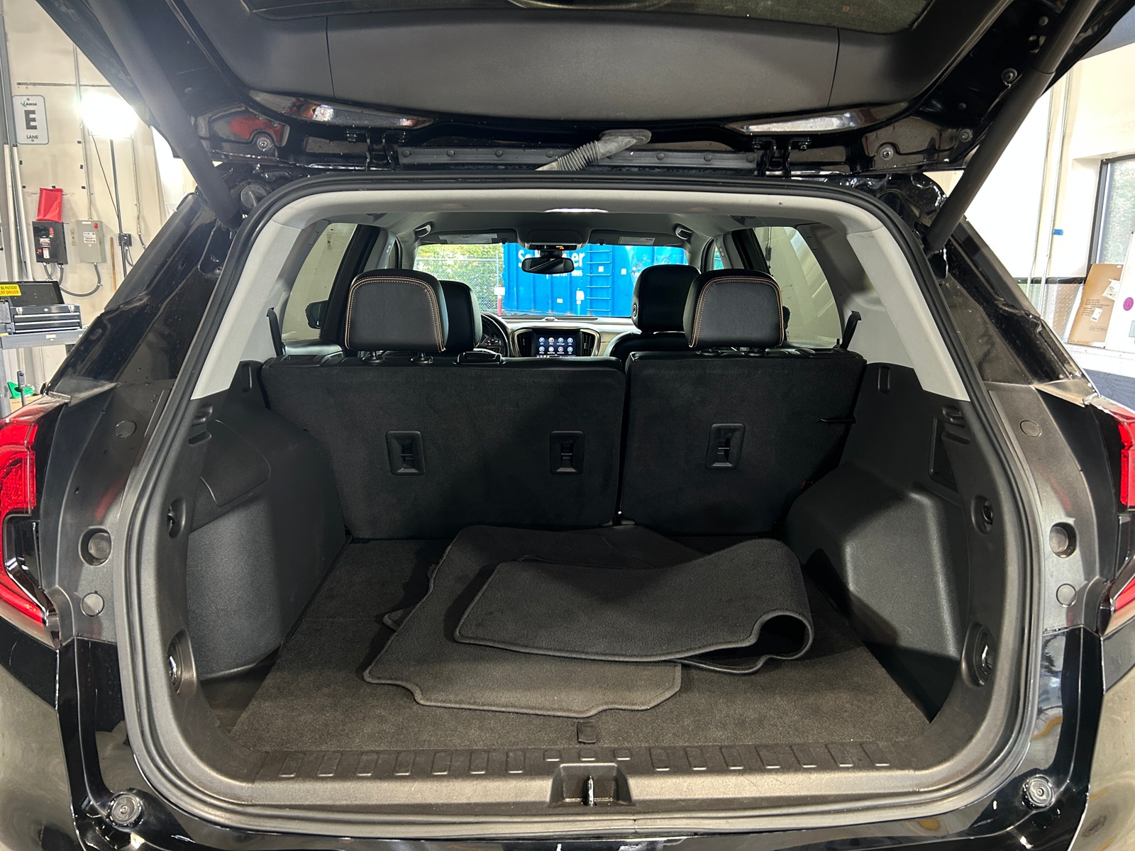 Thumbnail: 2023 GMC Terrain - 6