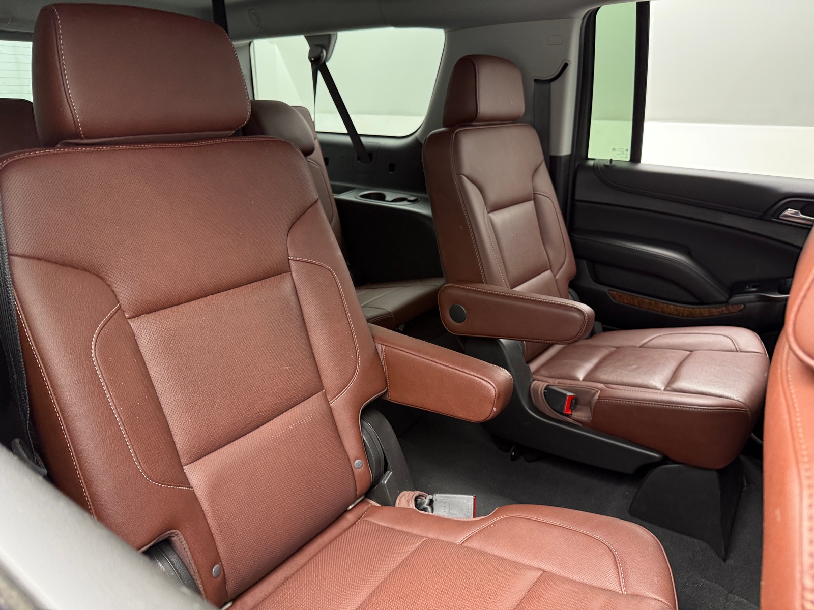 Thumbnail: 2019 Chevrolet Suburban - 5