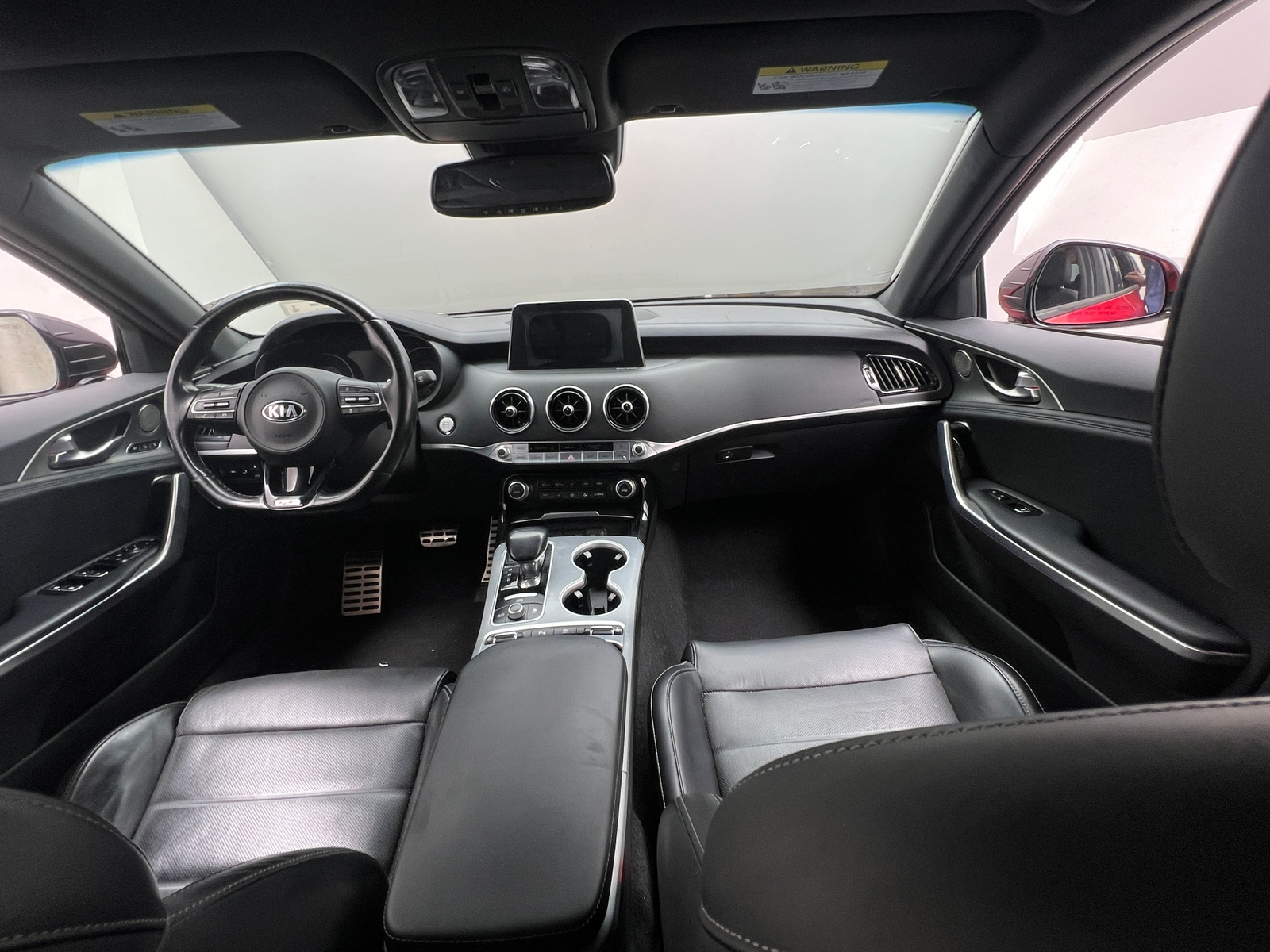 Thumbnail: 2018 Kia Stinger - 2