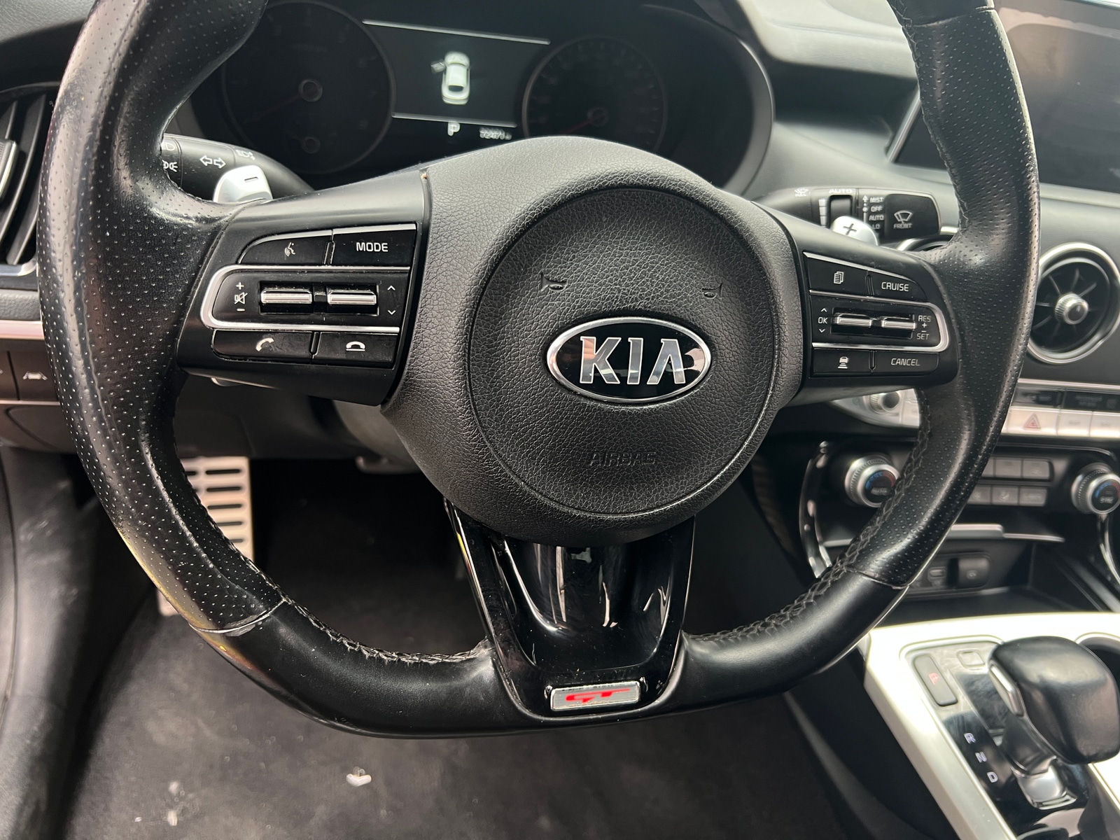 Thumbnail: 2018 Kia Stinger - 4