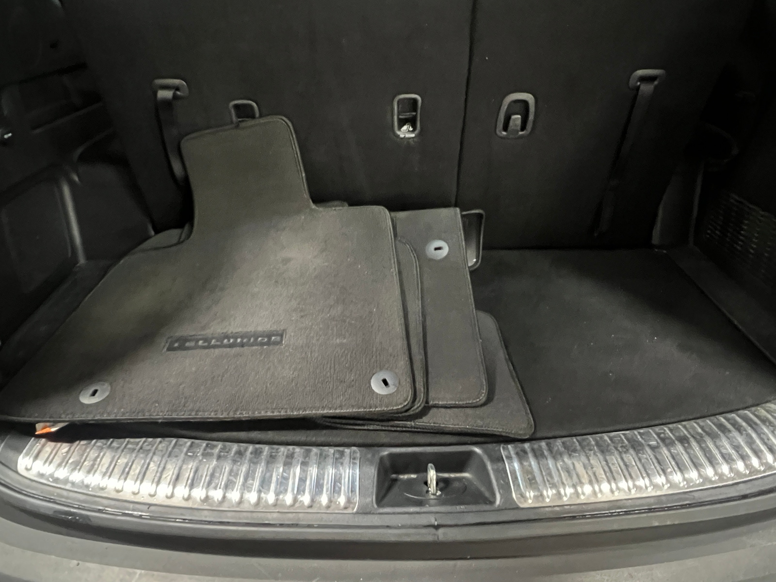 Thumbnail: 2020 Kia Telluride - 6