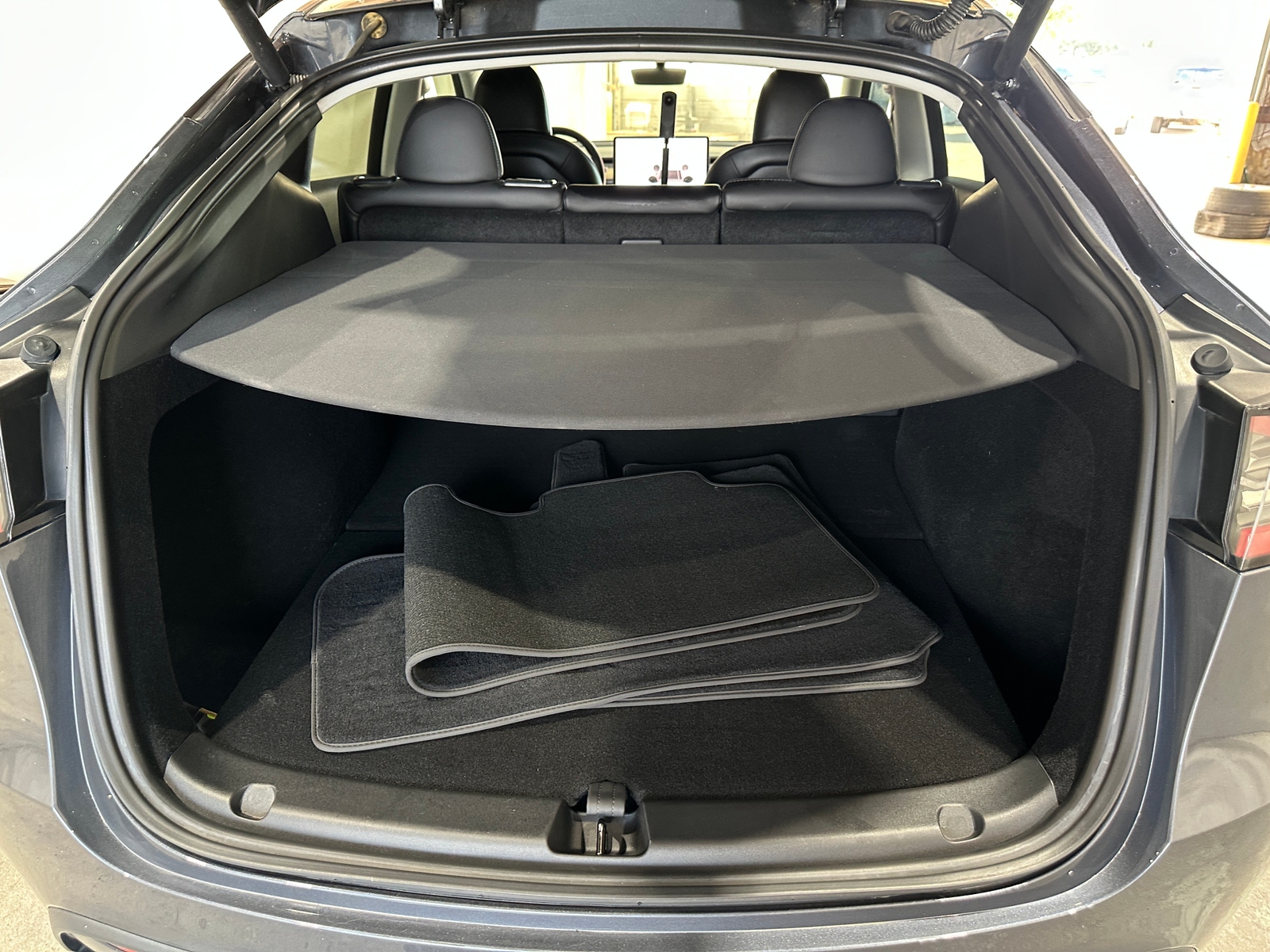 Thumbnail: 2023 Tesla Model Y - 6