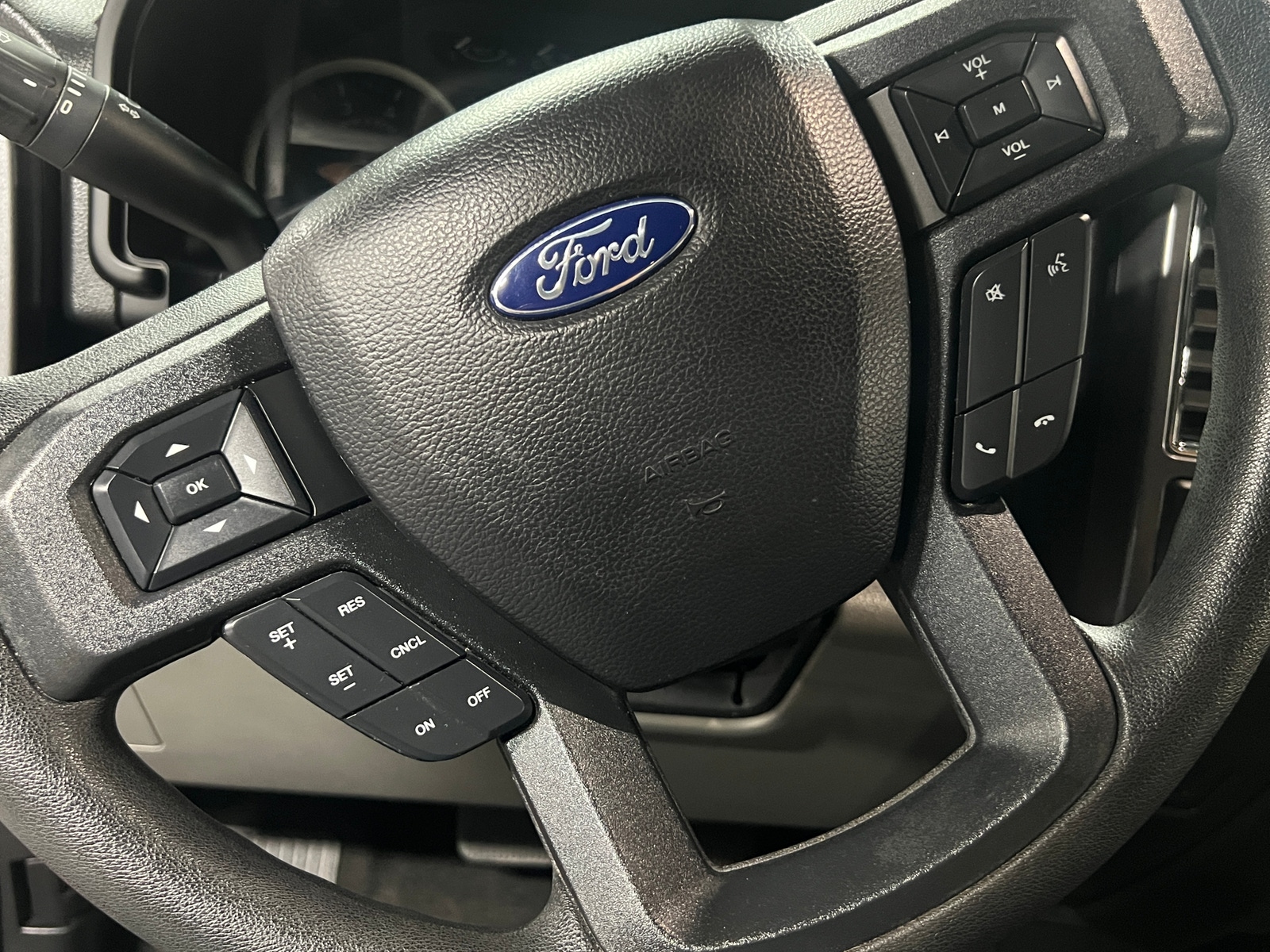 Thumbnail: 2019 Ford Econoline - 5