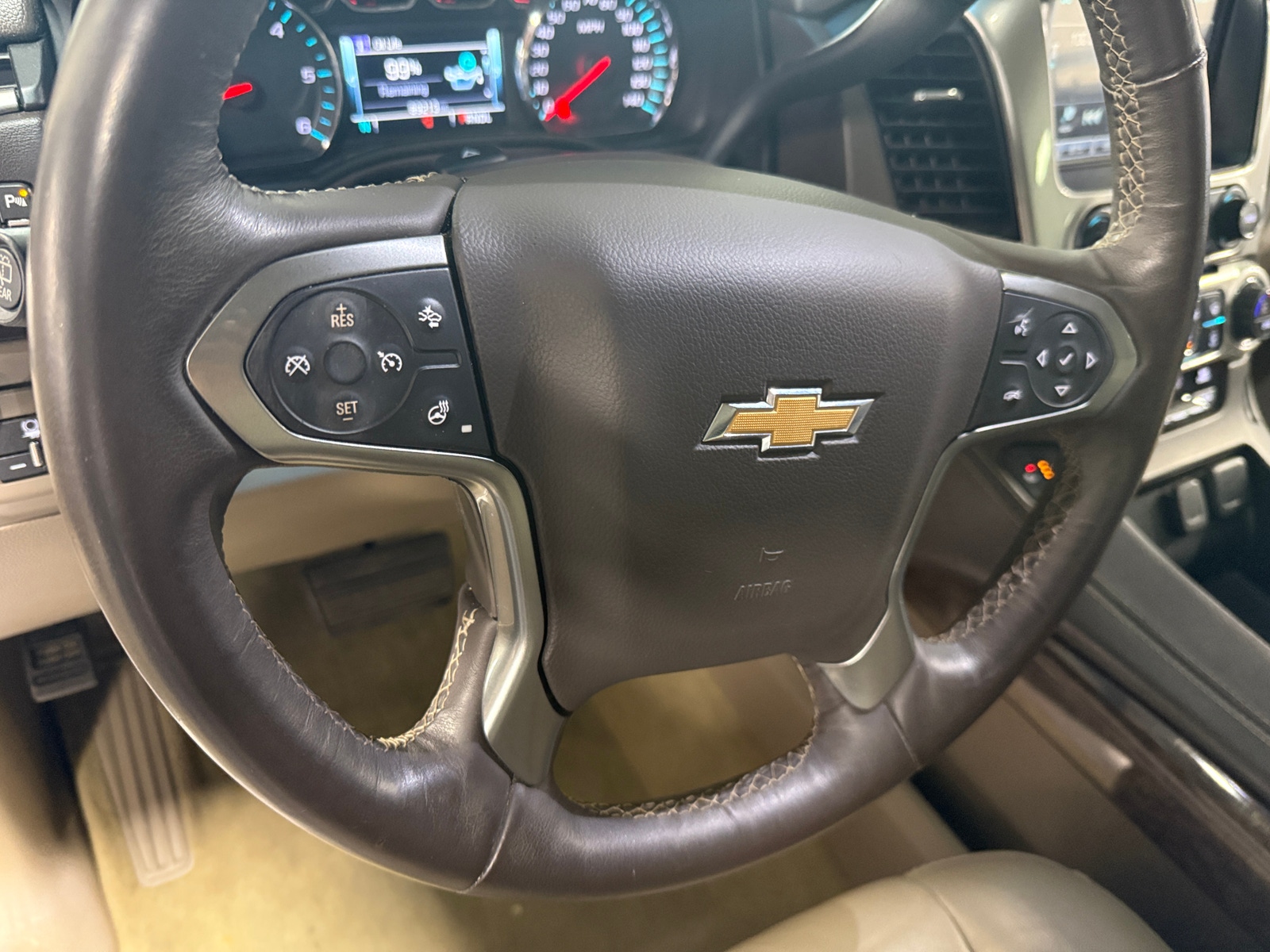 Thumbnail: 2018 Chevrolet Tahoe - 4