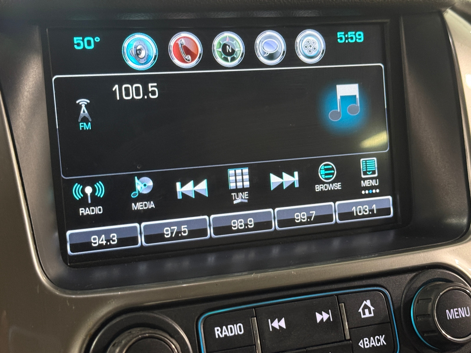 Thumbnail: 2018 Chevrolet Tahoe - 3