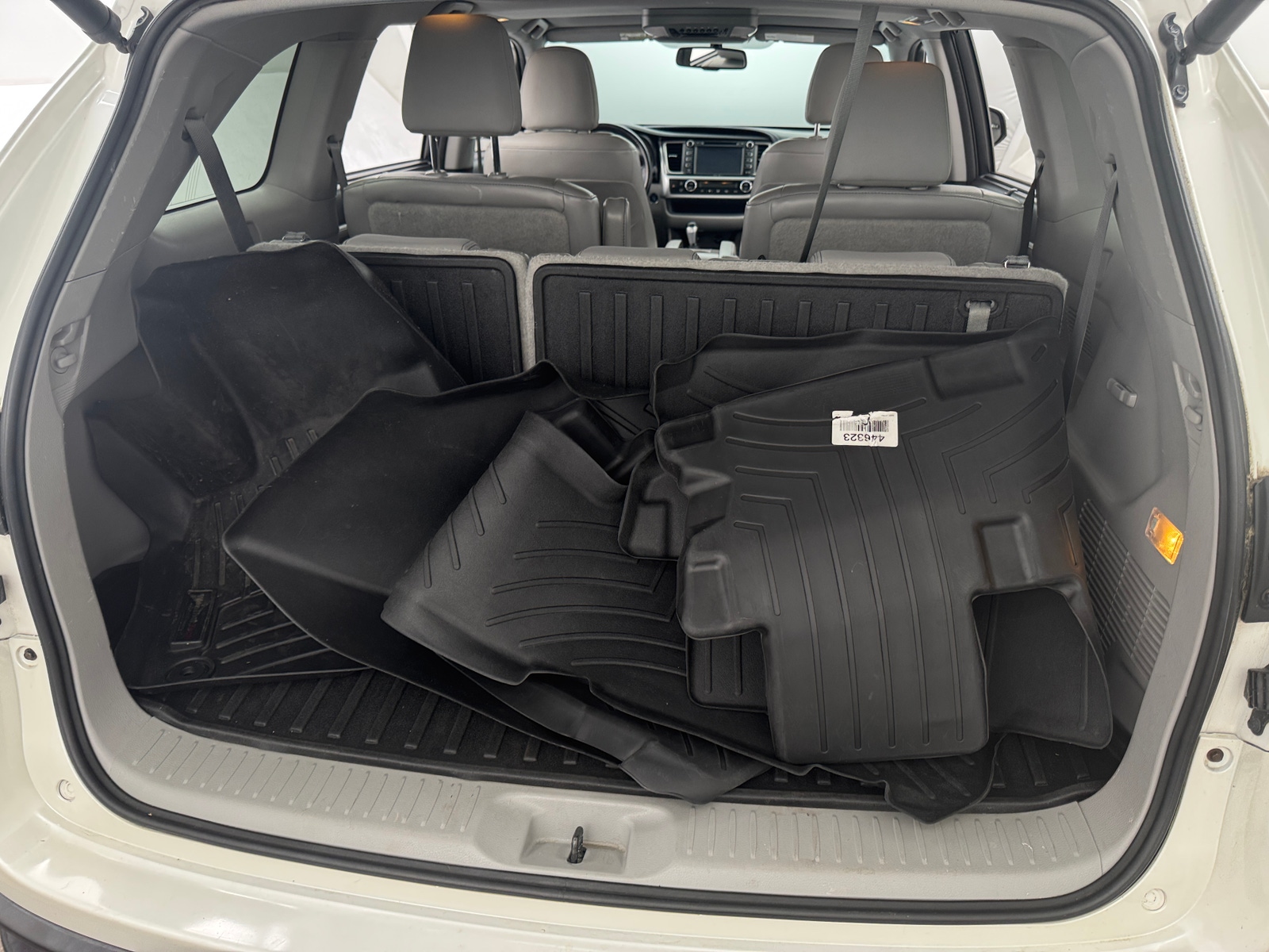 Thumbnail: 2014 Toyota Highlander - 6