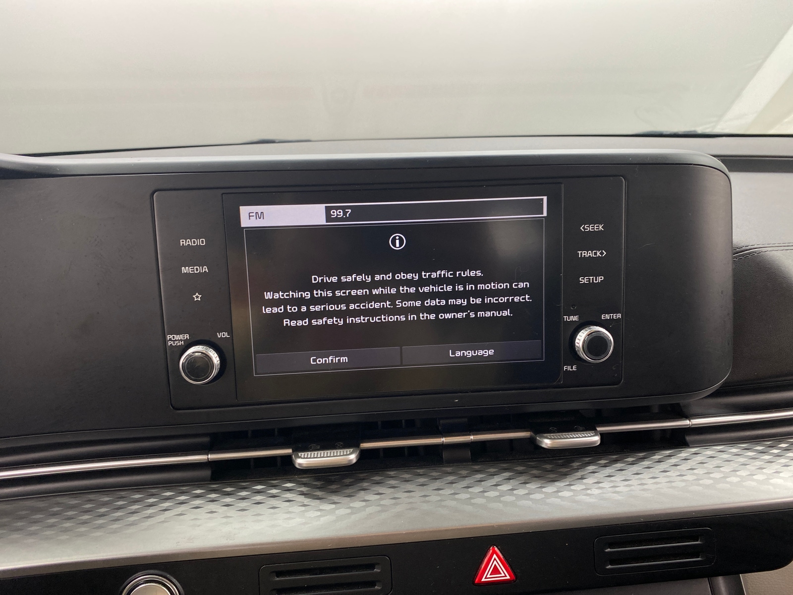 Thumbnail: 2022 Kia Carnival - 3