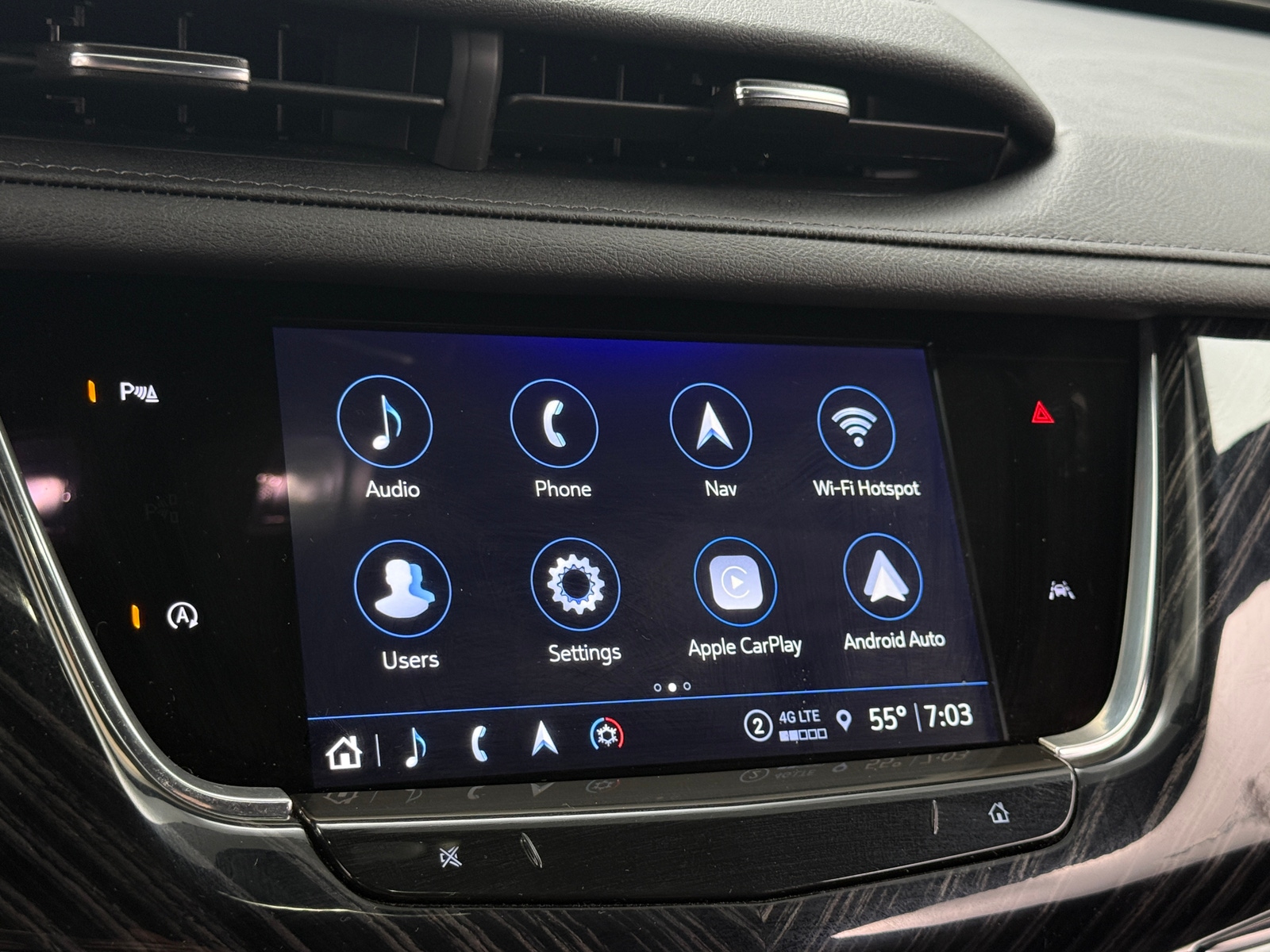 Thumbnail: 2025 Cadillac XT6 - 3