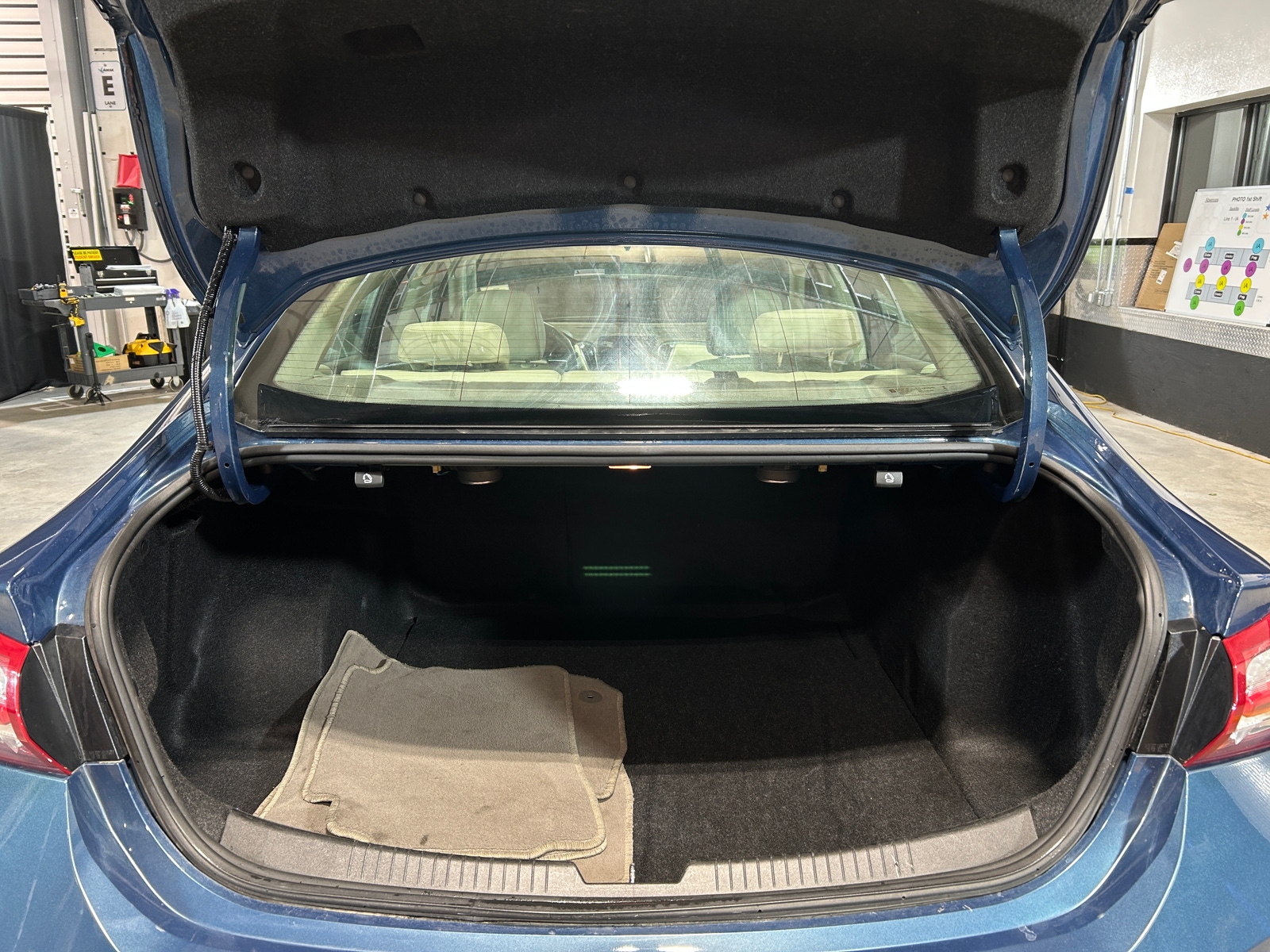 Thumbnail: 2024 Chevrolet Malibu - 6