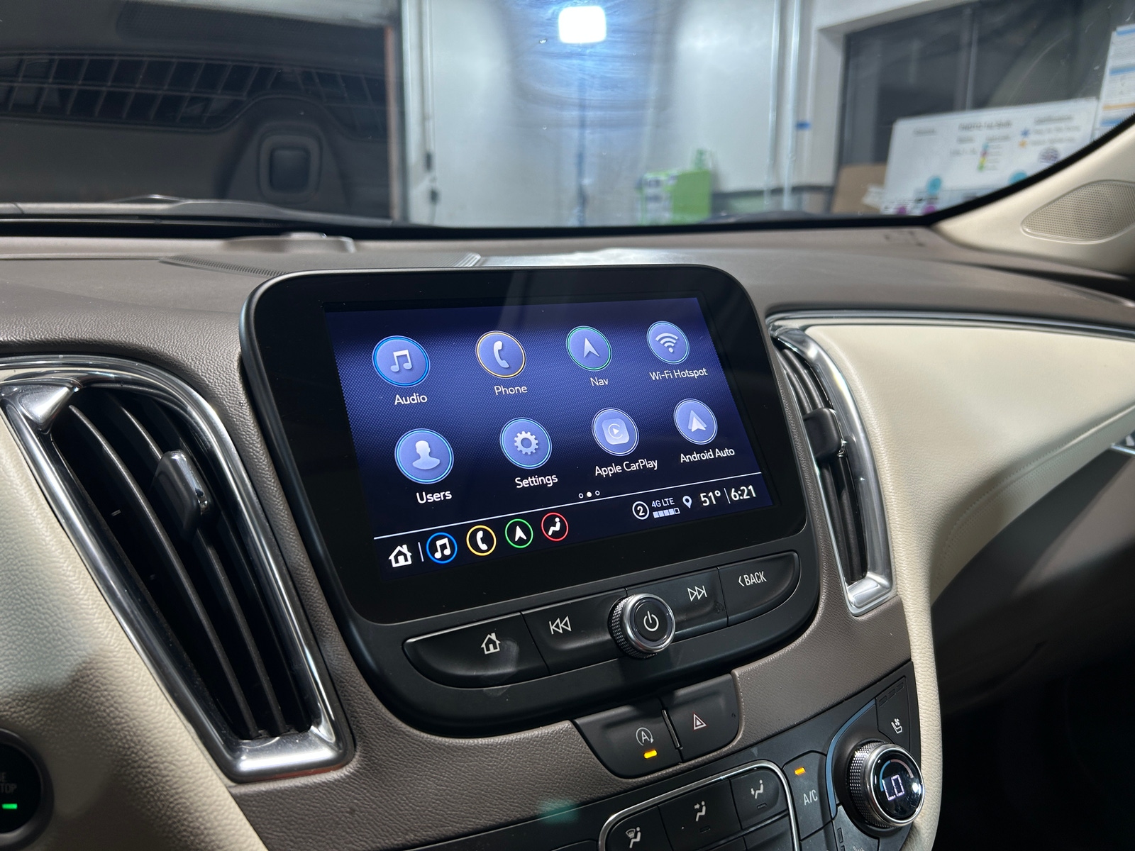 Thumbnail: 2024 Chevrolet Malibu - 3