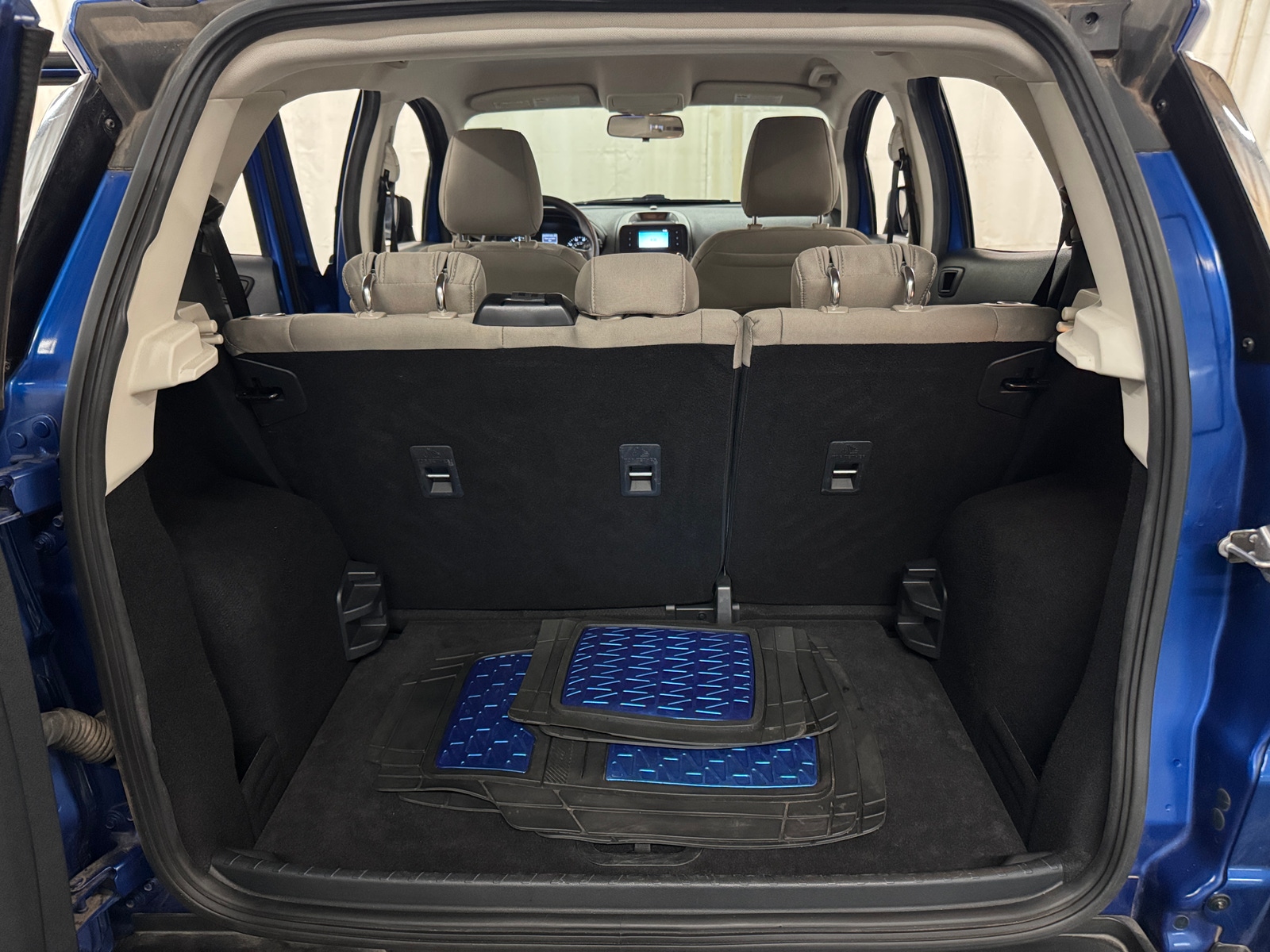 Thumbnail: 2019 Ford EcoSport - 7