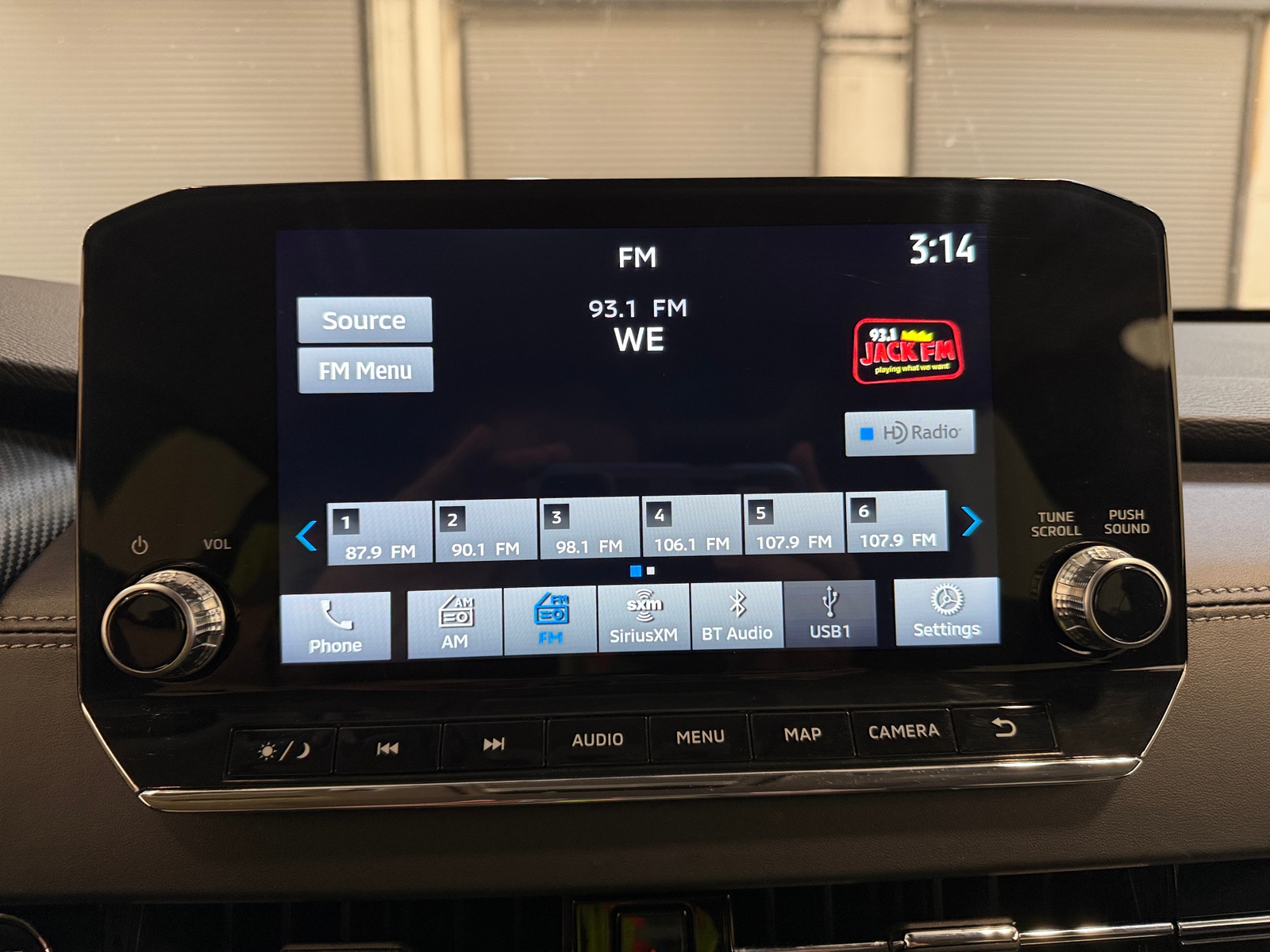 Thumbnail: 2024 Mitsubishi Outlander - 3