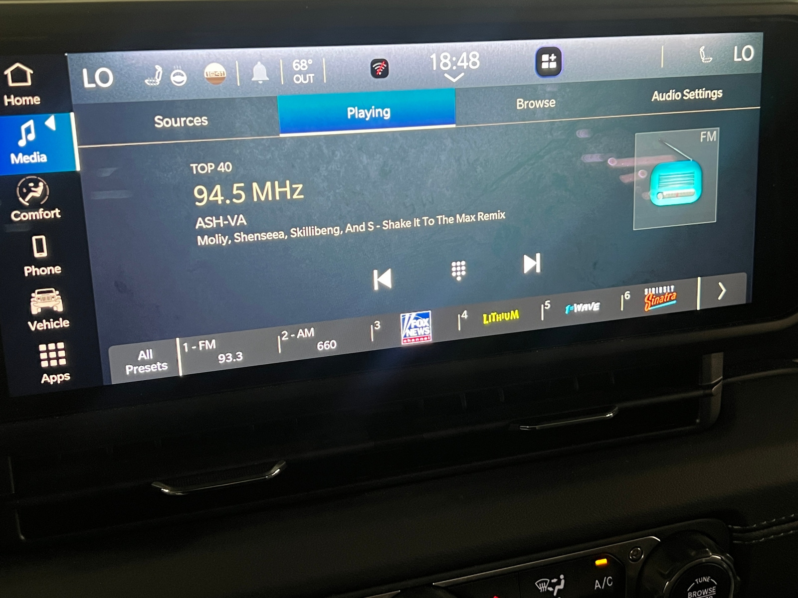 Thumbnail: 2024 Jeep Wrangler - 4