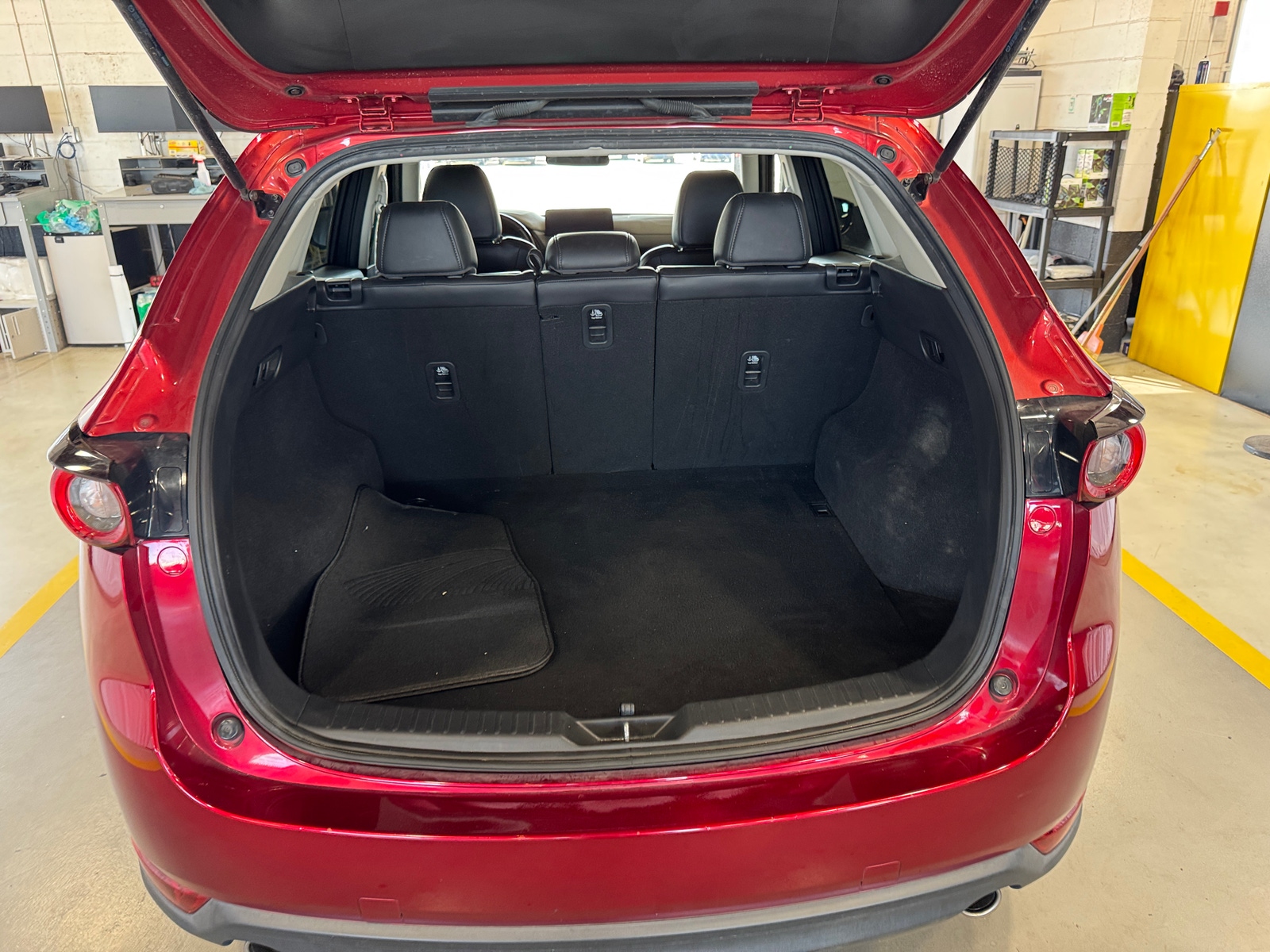 Thumbnail: 2021 Mazda CX-5 - 6