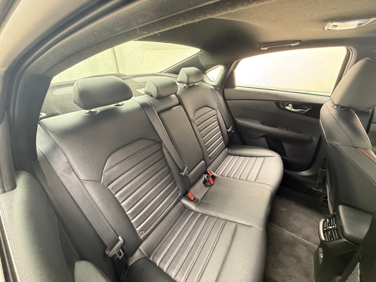 Thumbnail: 2022 Kia Forte - 5