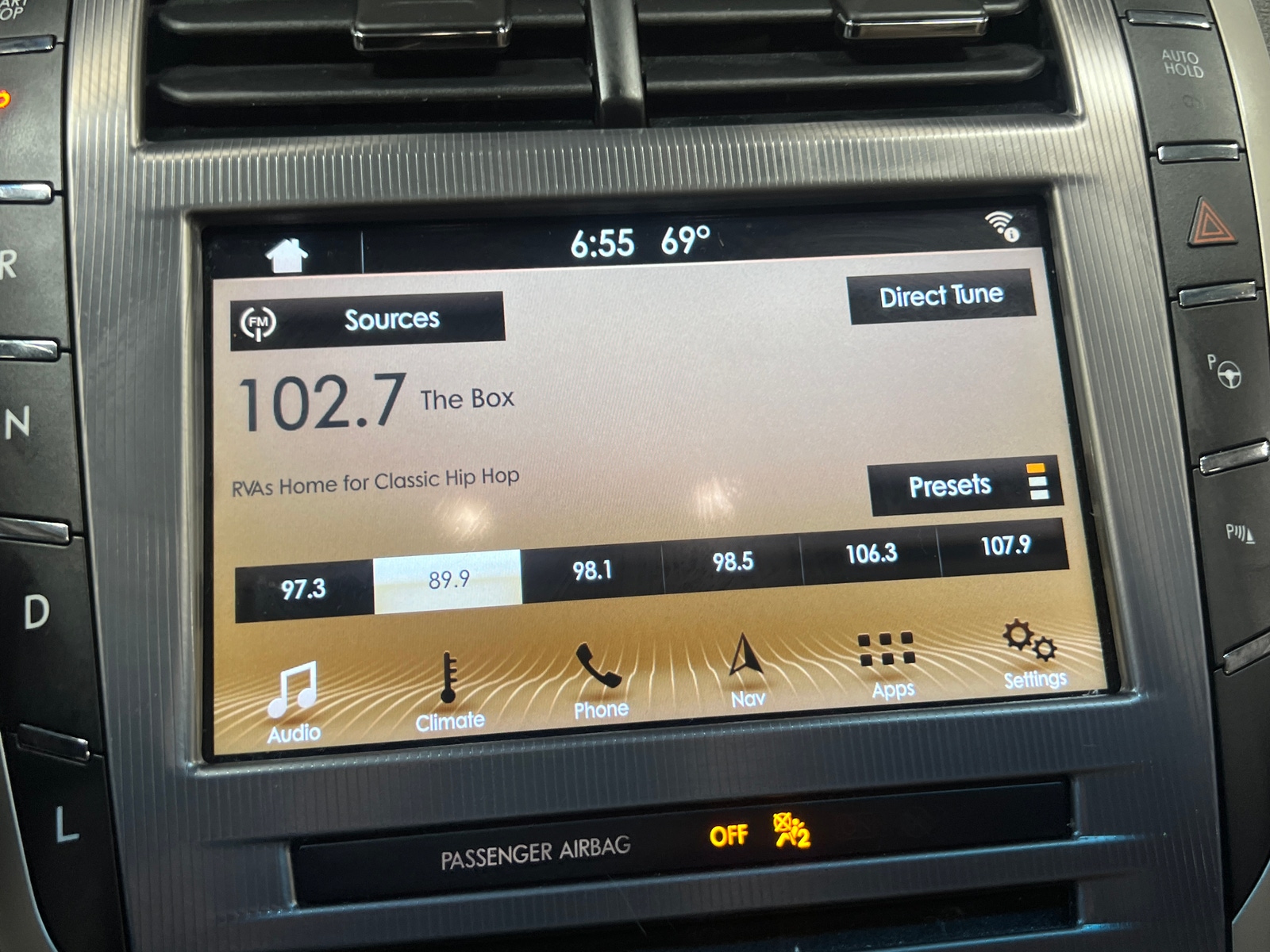 Thumbnail: 2017 Lincoln MKZ - 3