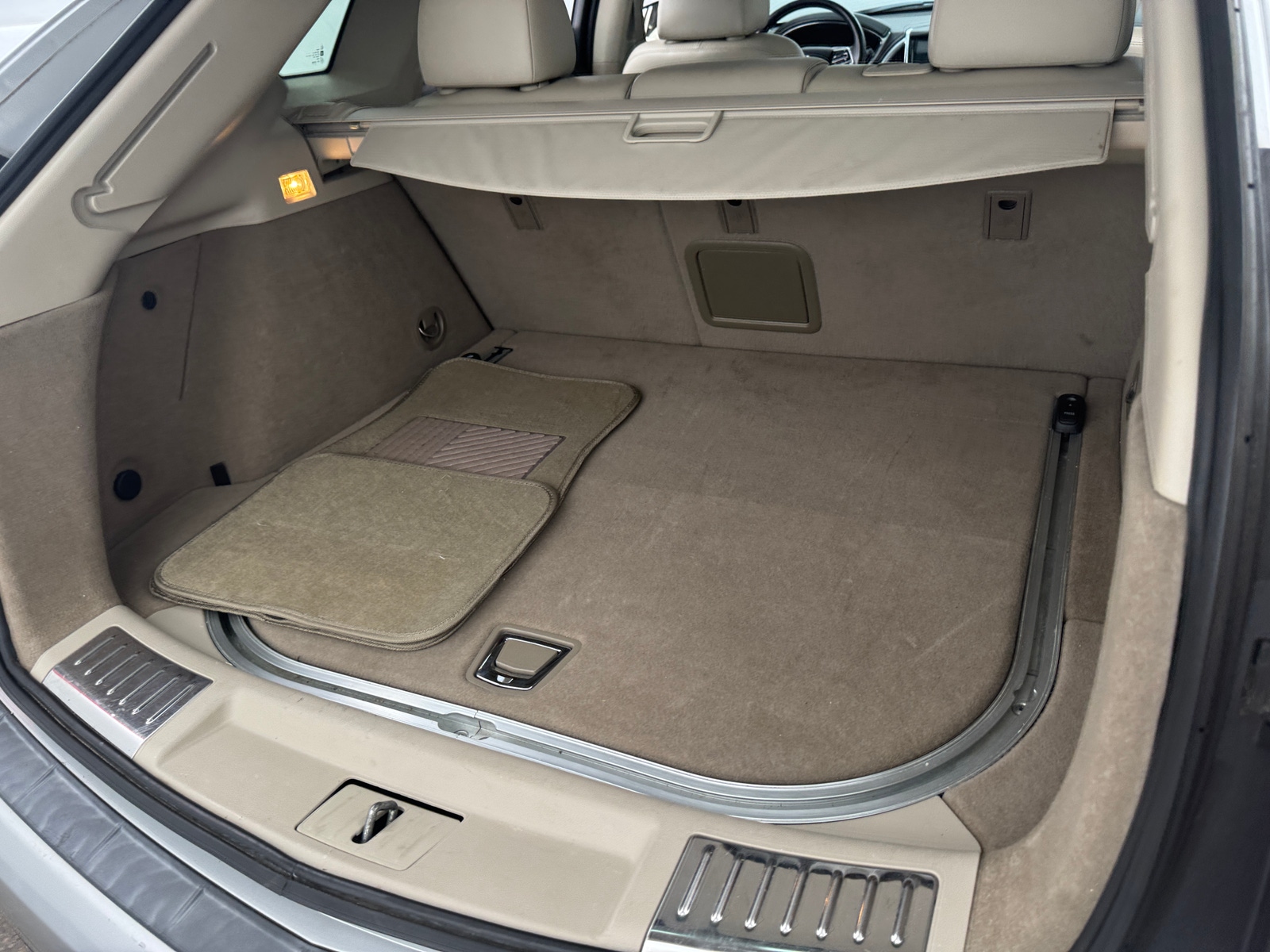 Thumbnail: 2013 Cadillac SRX - 6