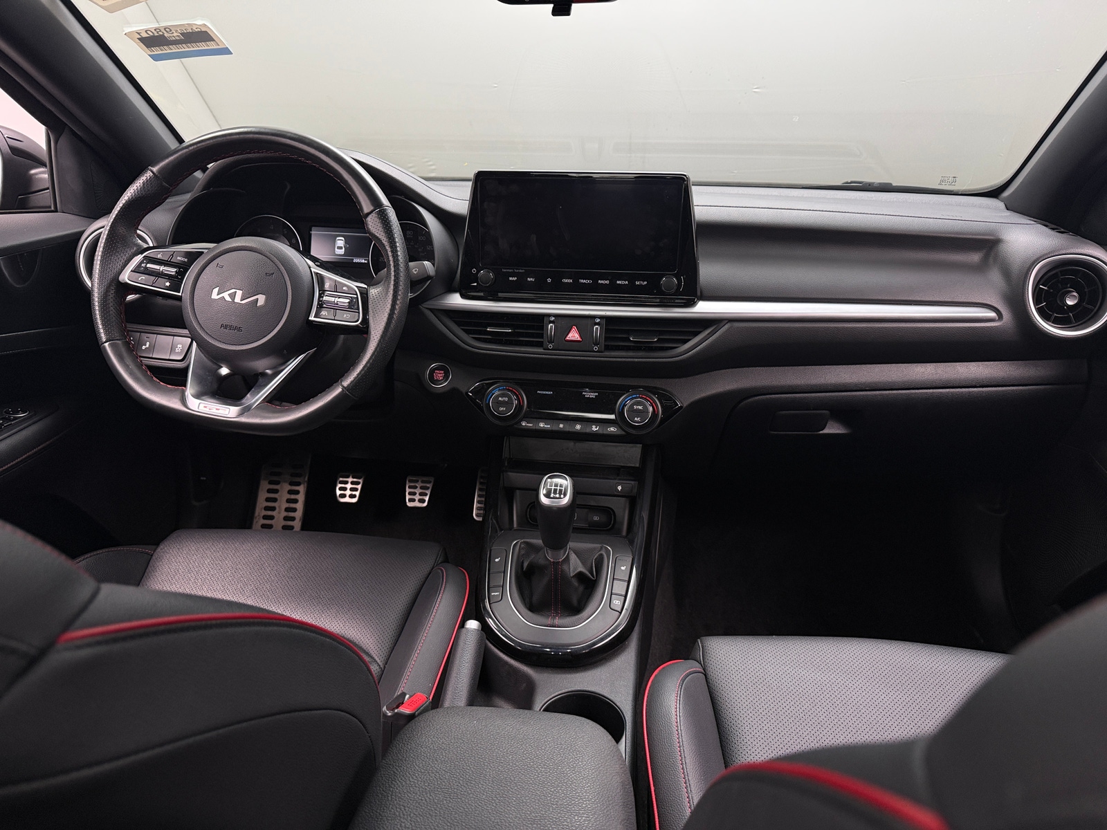 Thumbnail: 2024 Kia Forte - 2
