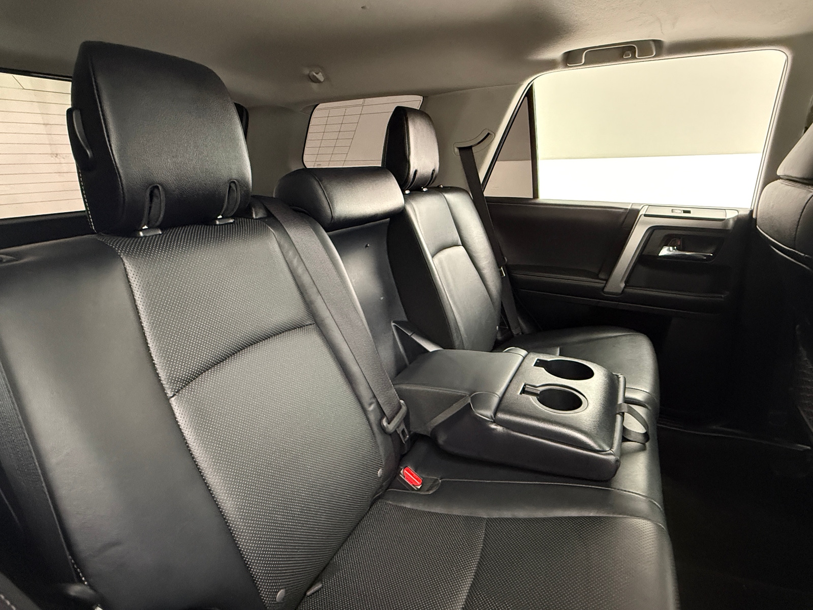 Thumbnail: 2016 Toyota 4Runner - 5