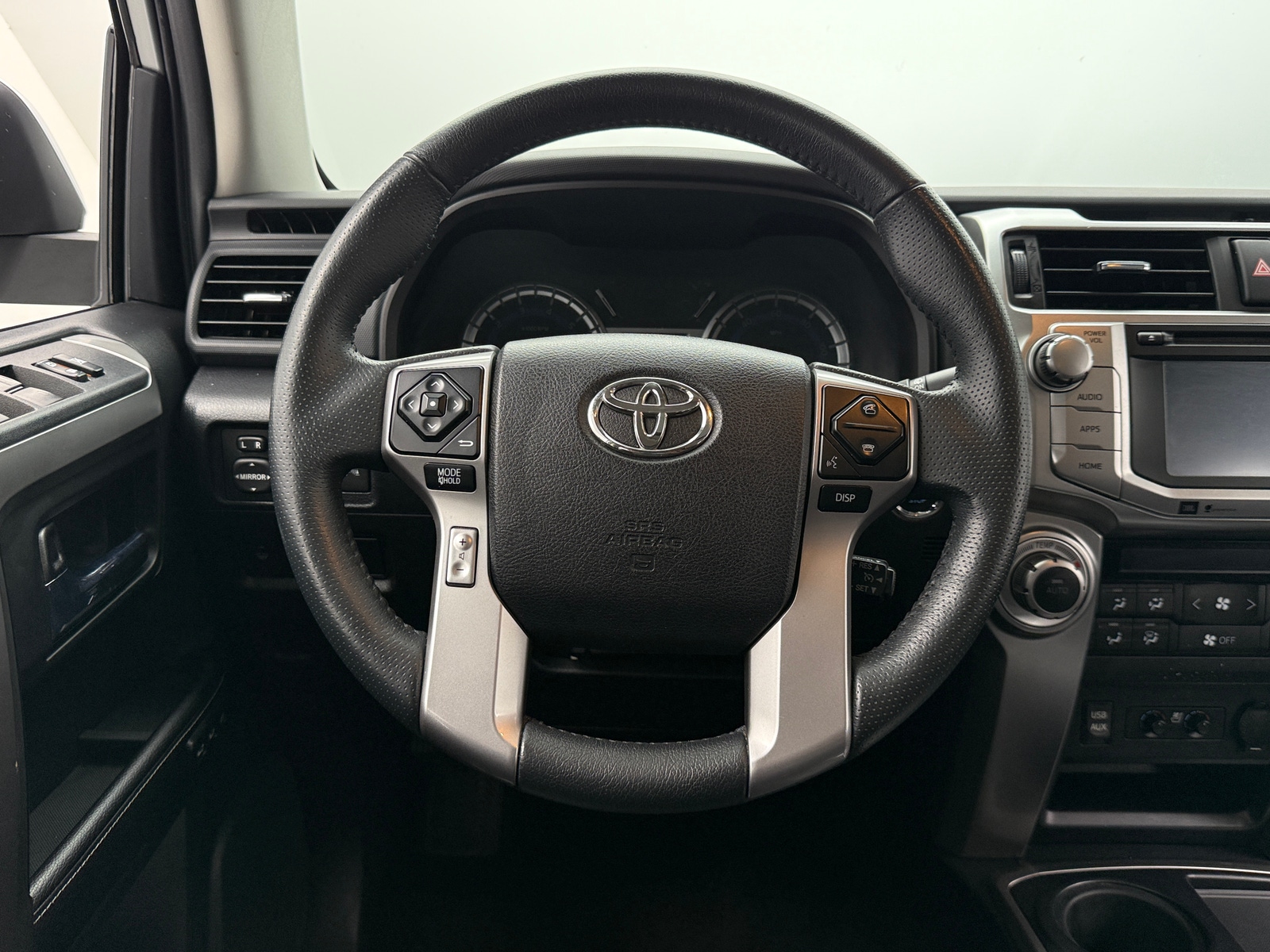 Thumbnail: 2016 Toyota 4Runner - 4