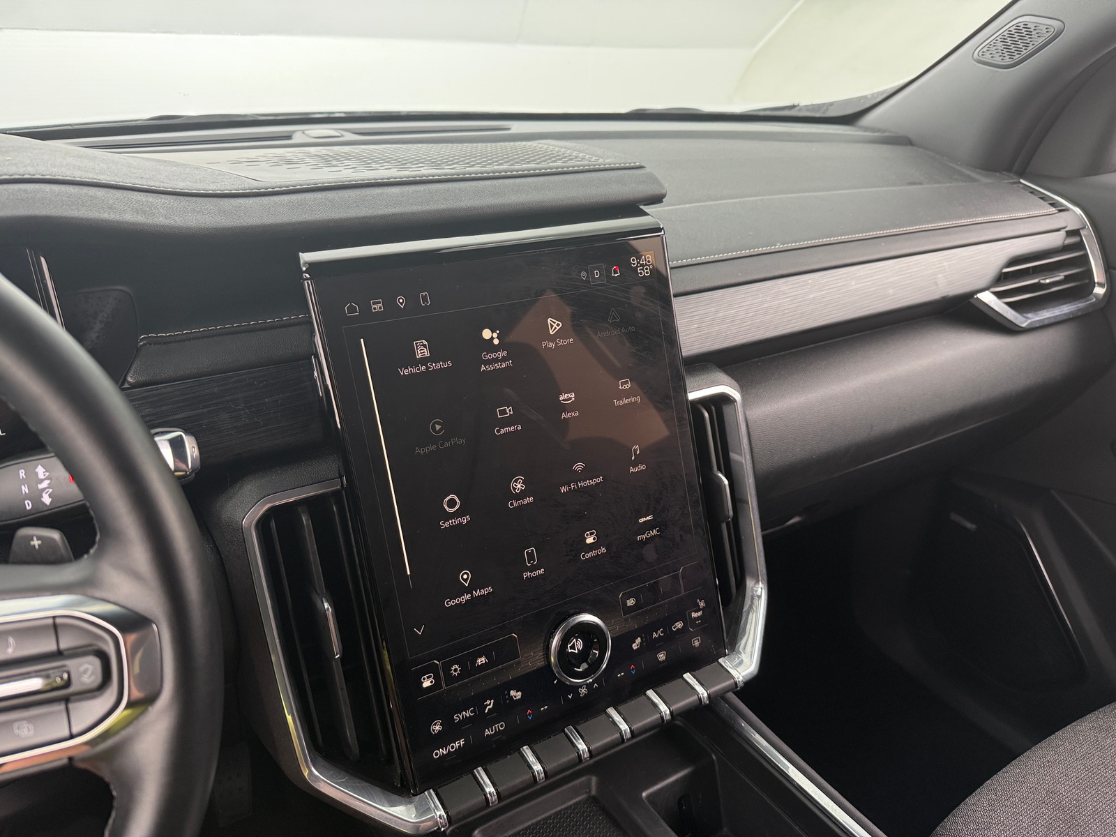 Thumbnail: 2025 GMC Acadia - 4