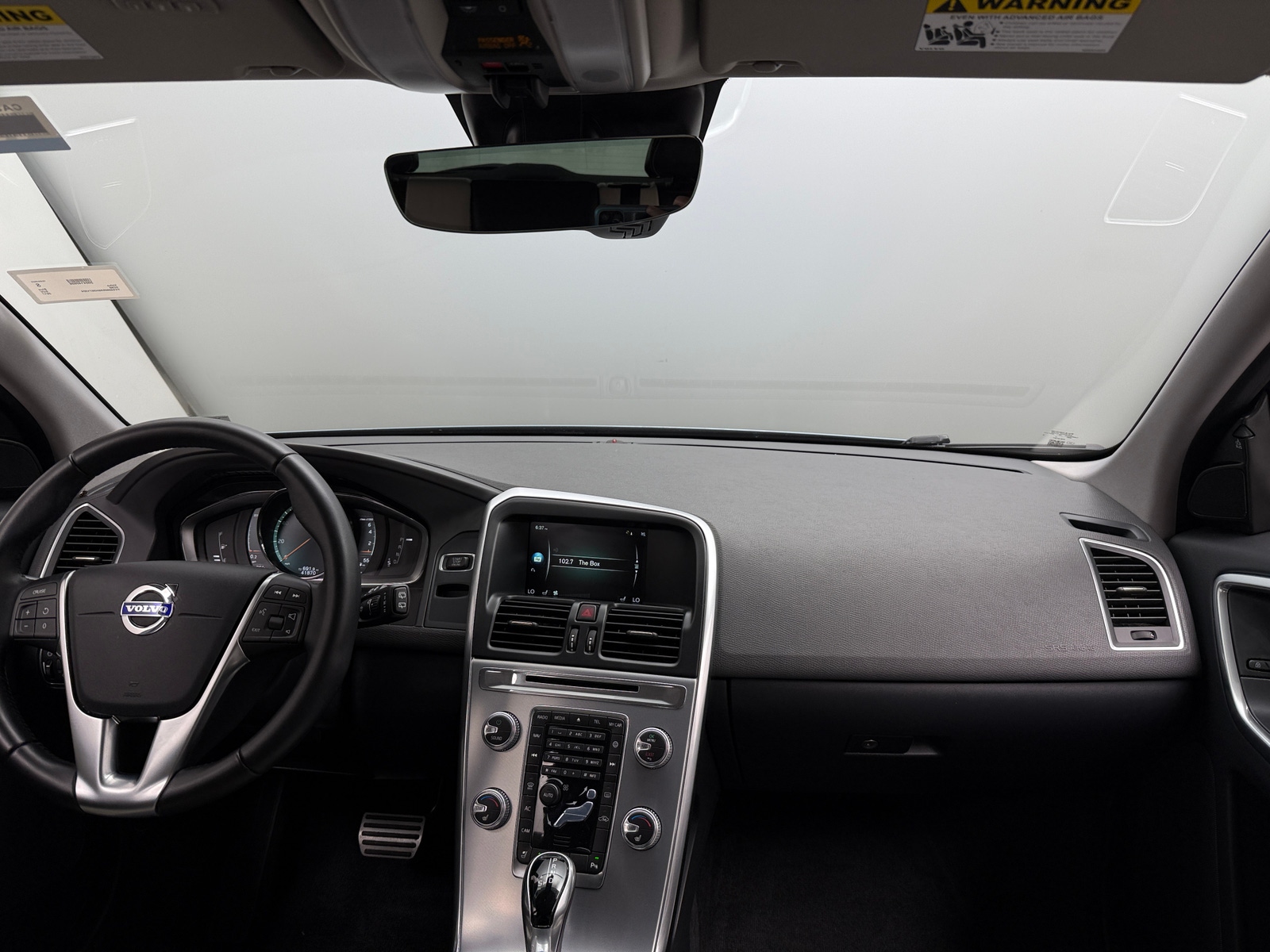 Thumbnail: 2017 Volvo XC60 - 2