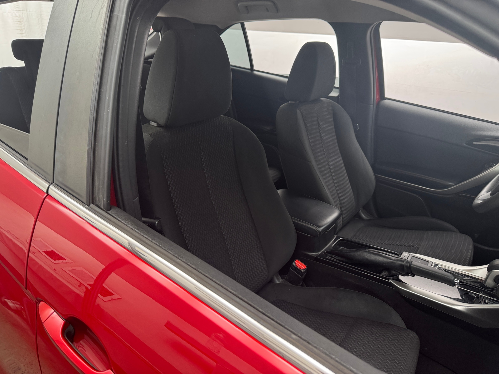 Thumbnail: 2020 Mitsubishi Eclipse Cross - 2