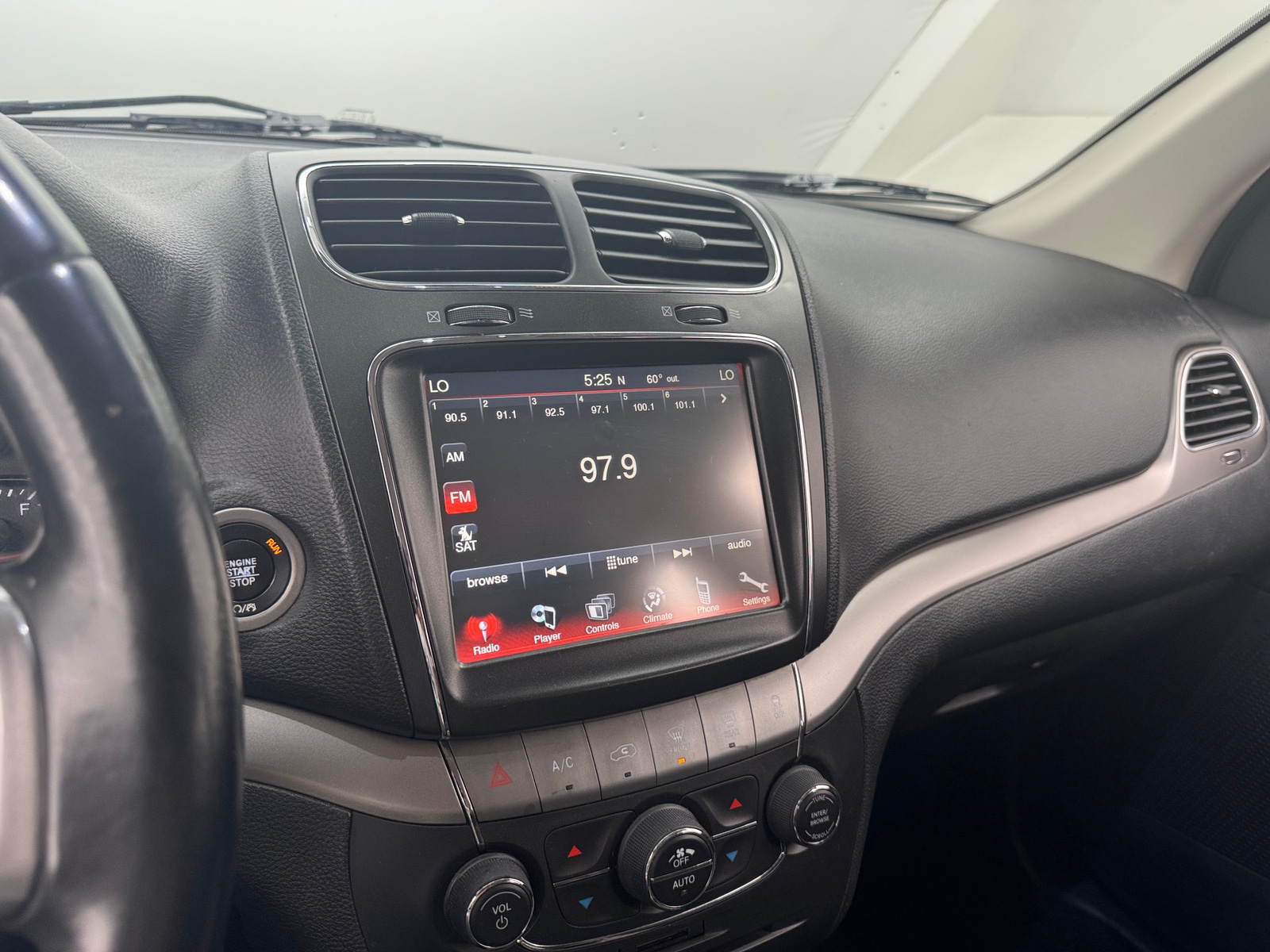 Thumbnail: 2018 Dodge Journey - 4