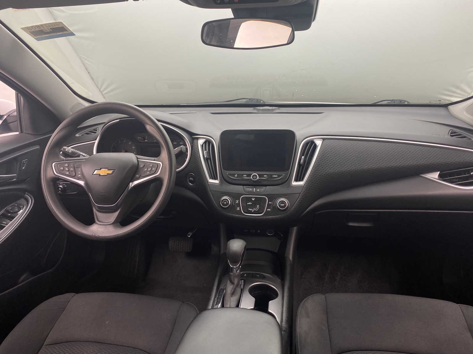 Thumbnail: 2024 Chevrolet Malibu - 3