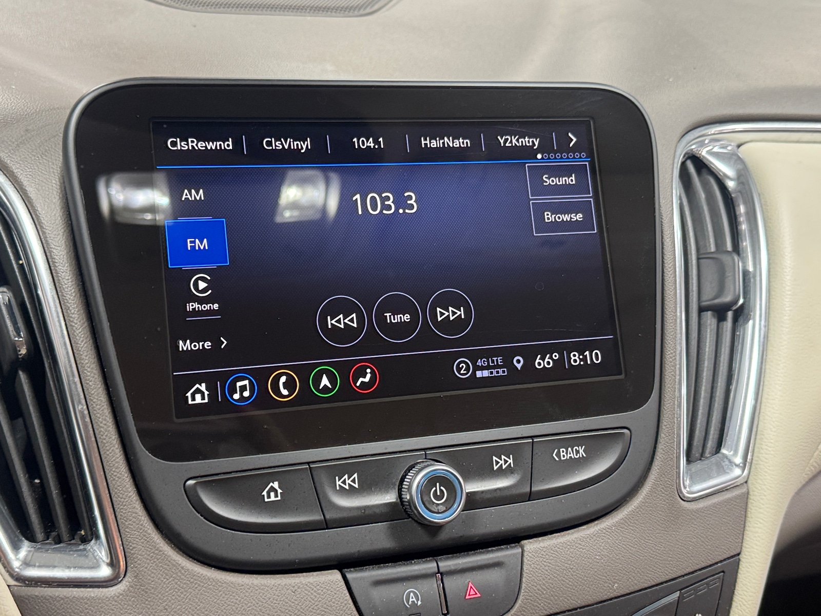 Thumbnail: 2024 Chevrolet Malibu - 4