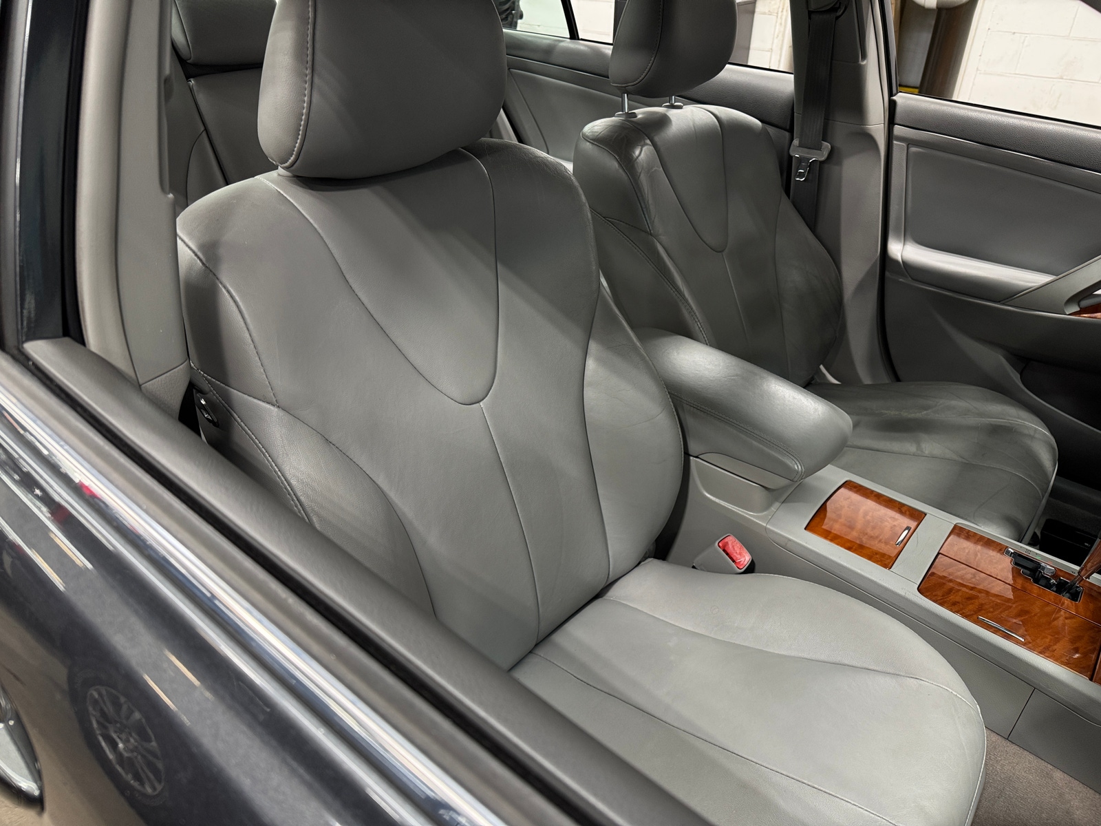 Thumbnail: 2011 Toyota Camry - 2