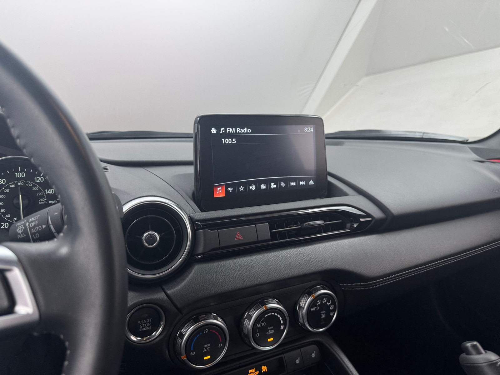 Thumbnail: 2022 Mazda MX-5 Miata - 3