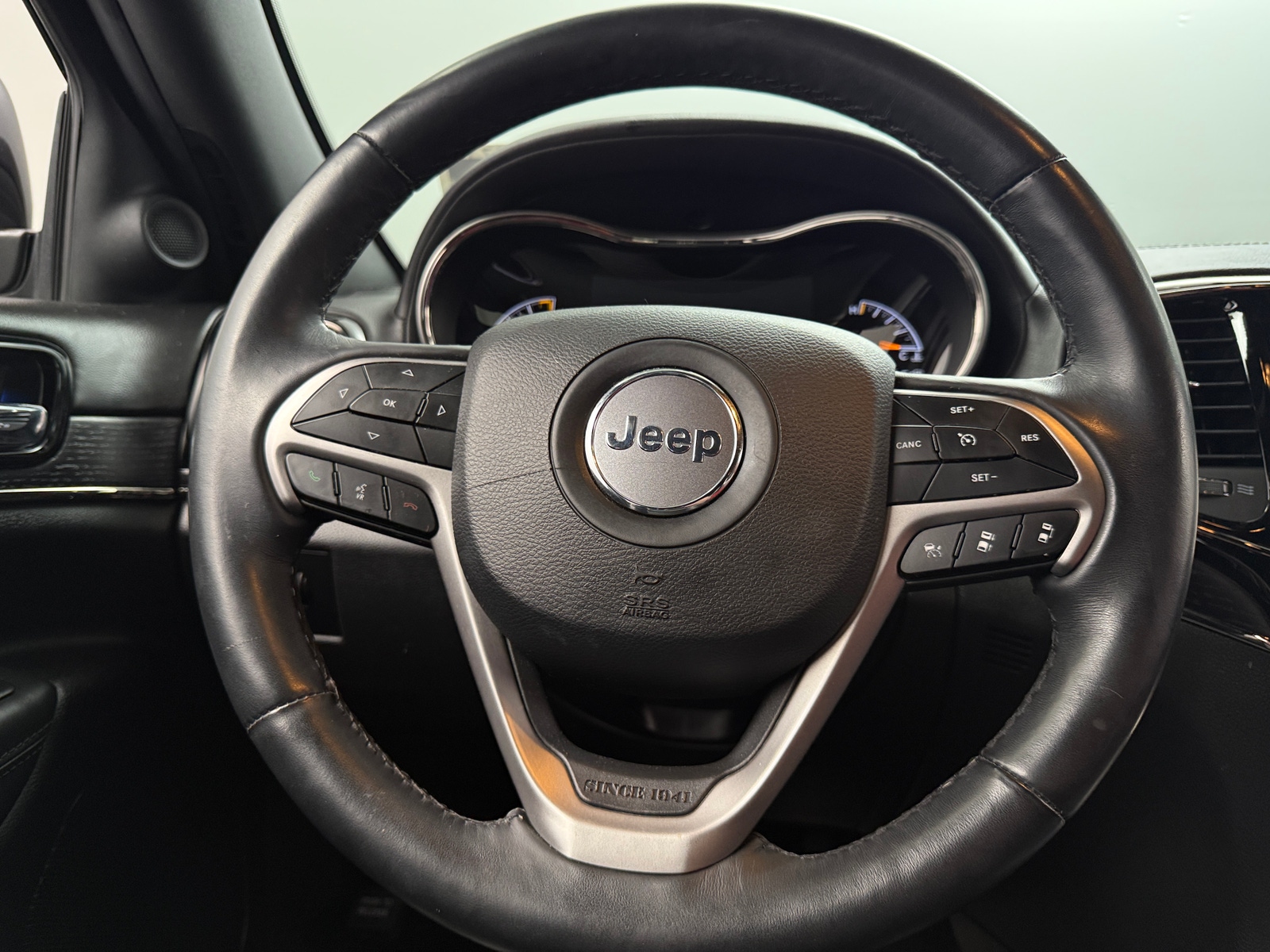 Thumbnail: 2019 Jeep Grand Cherokee - 4