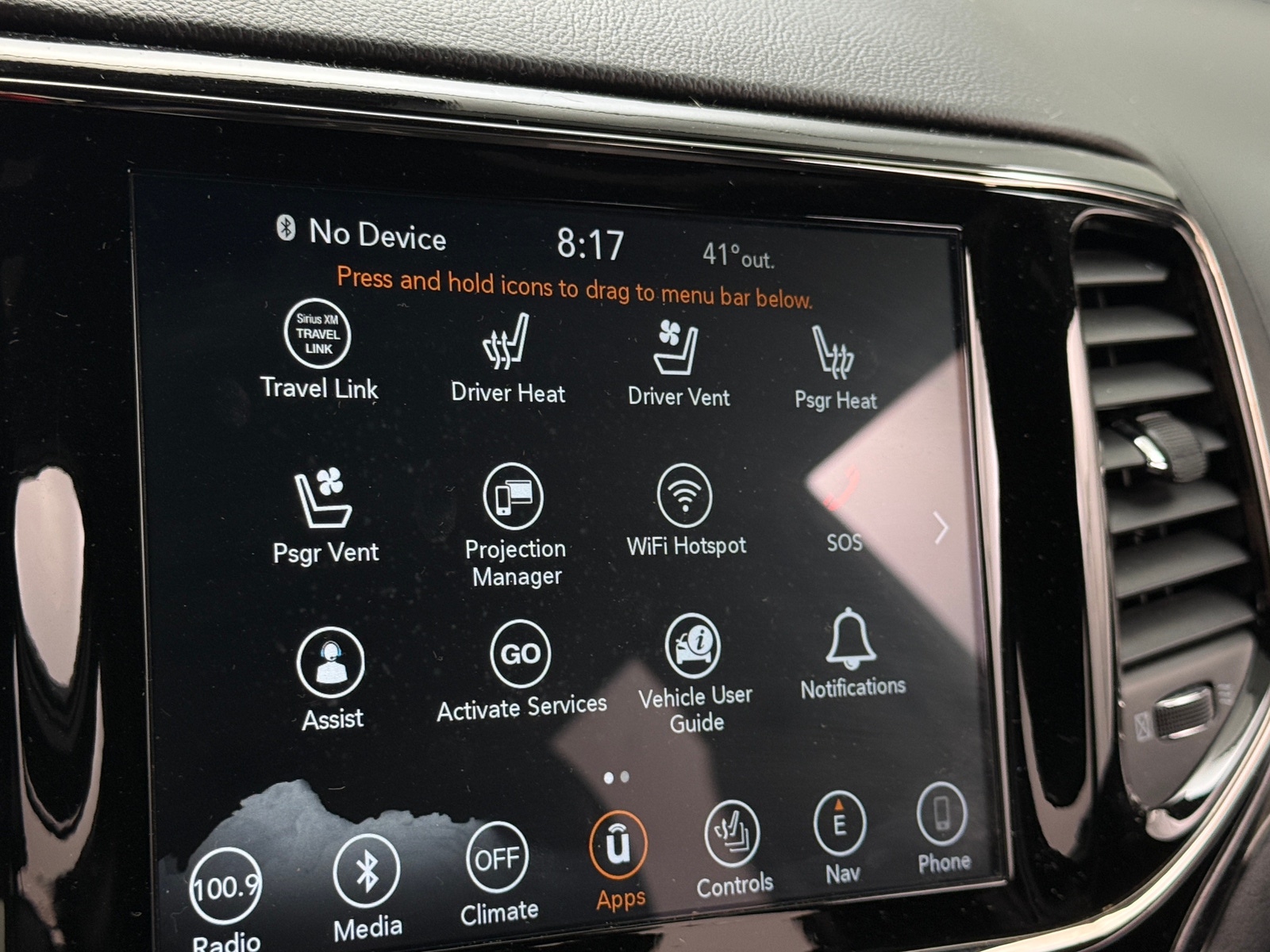 Thumbnail: 2019 Jeep Grand Cherokee - 3