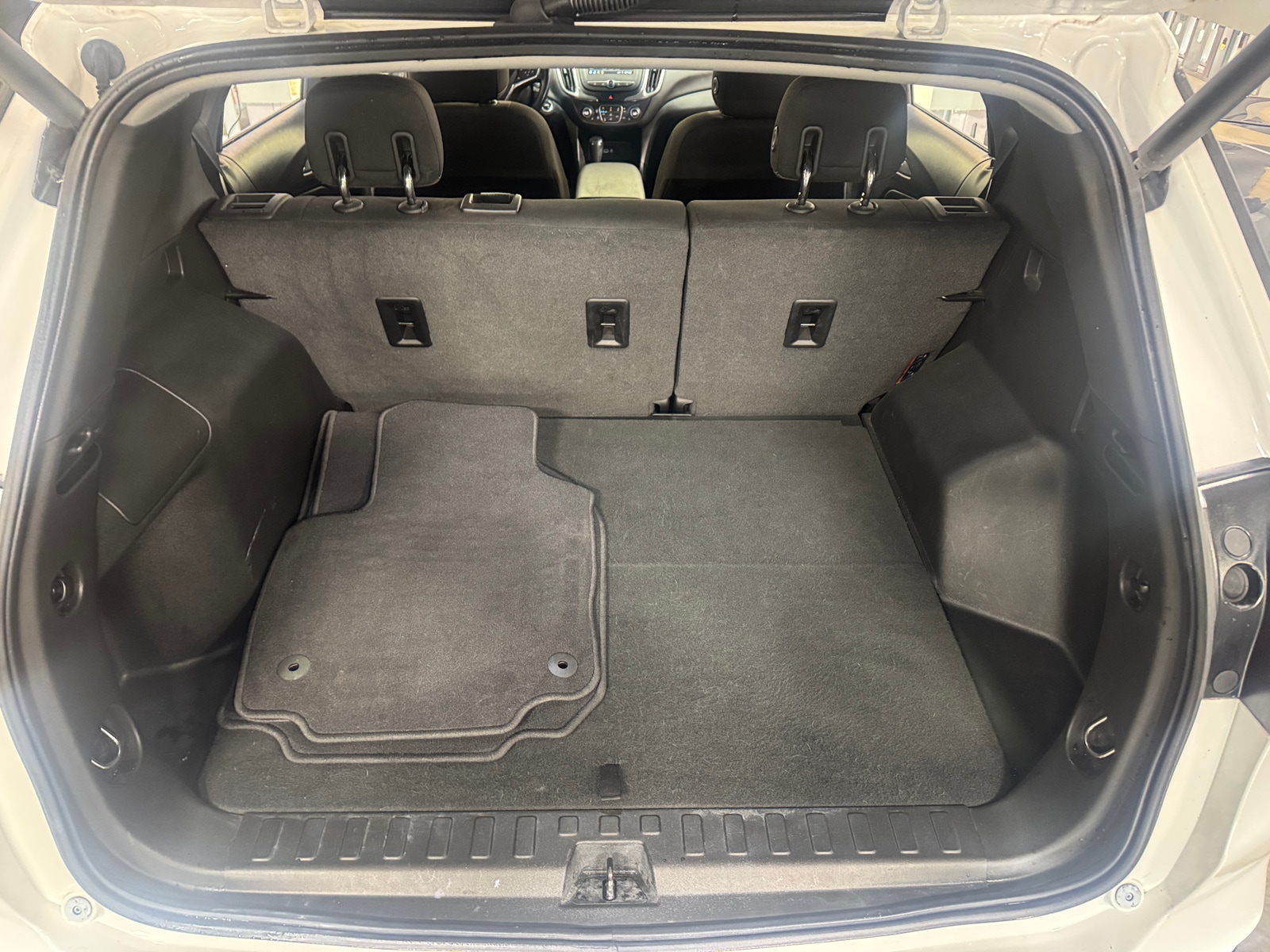 Thumbnail: 2019 Chevrolet Equinox - 7