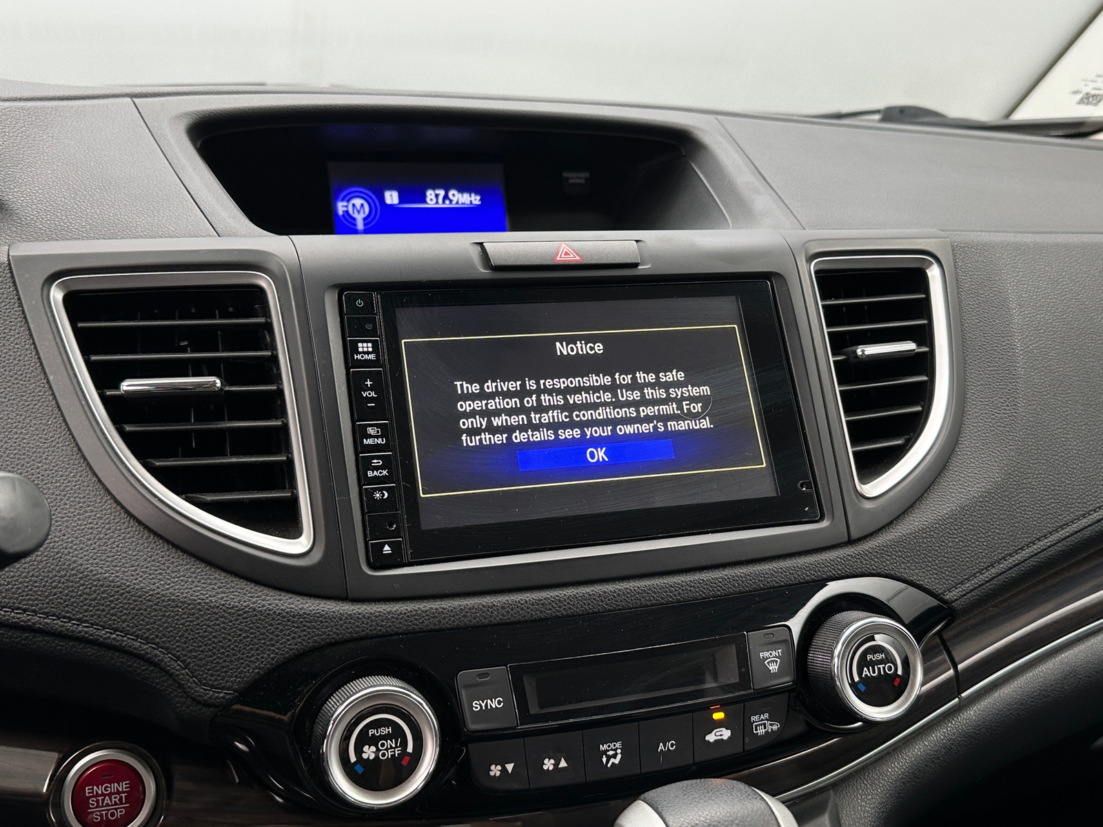 Thumbnail: 2016 Honda CR-V - 3