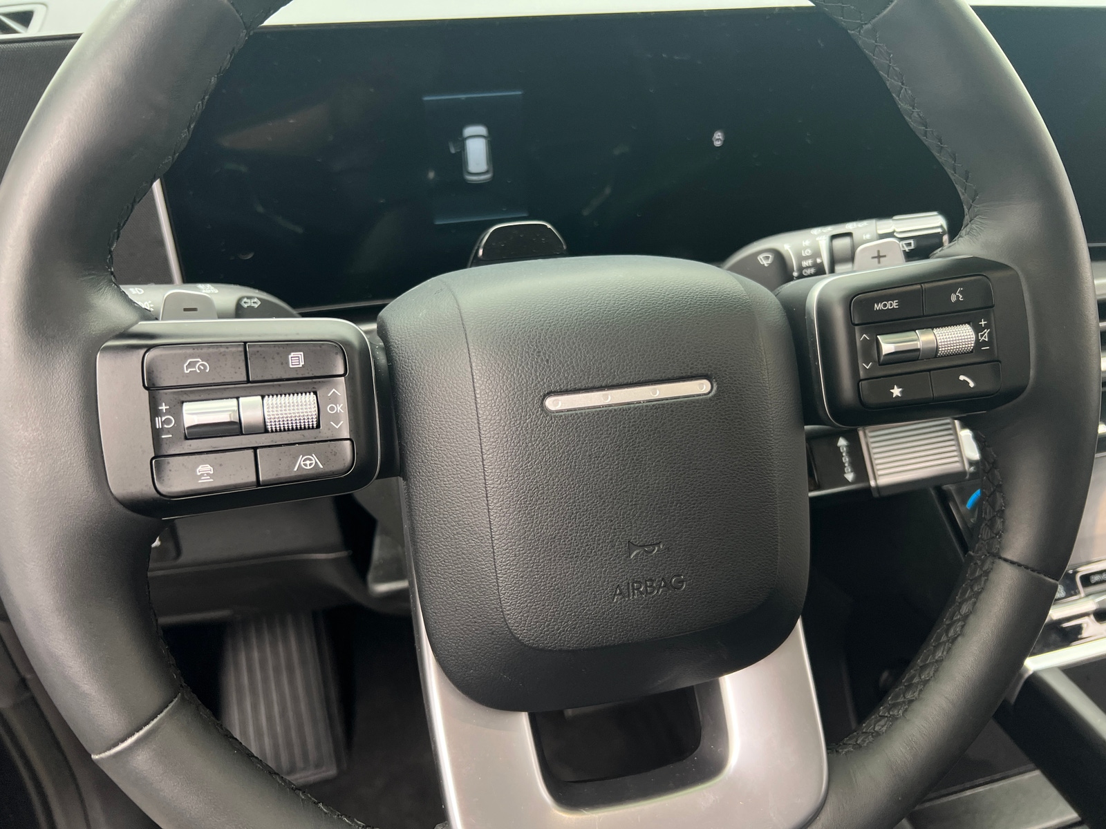 Thumbnail: 2025 Hyundai Santa Fe - 4