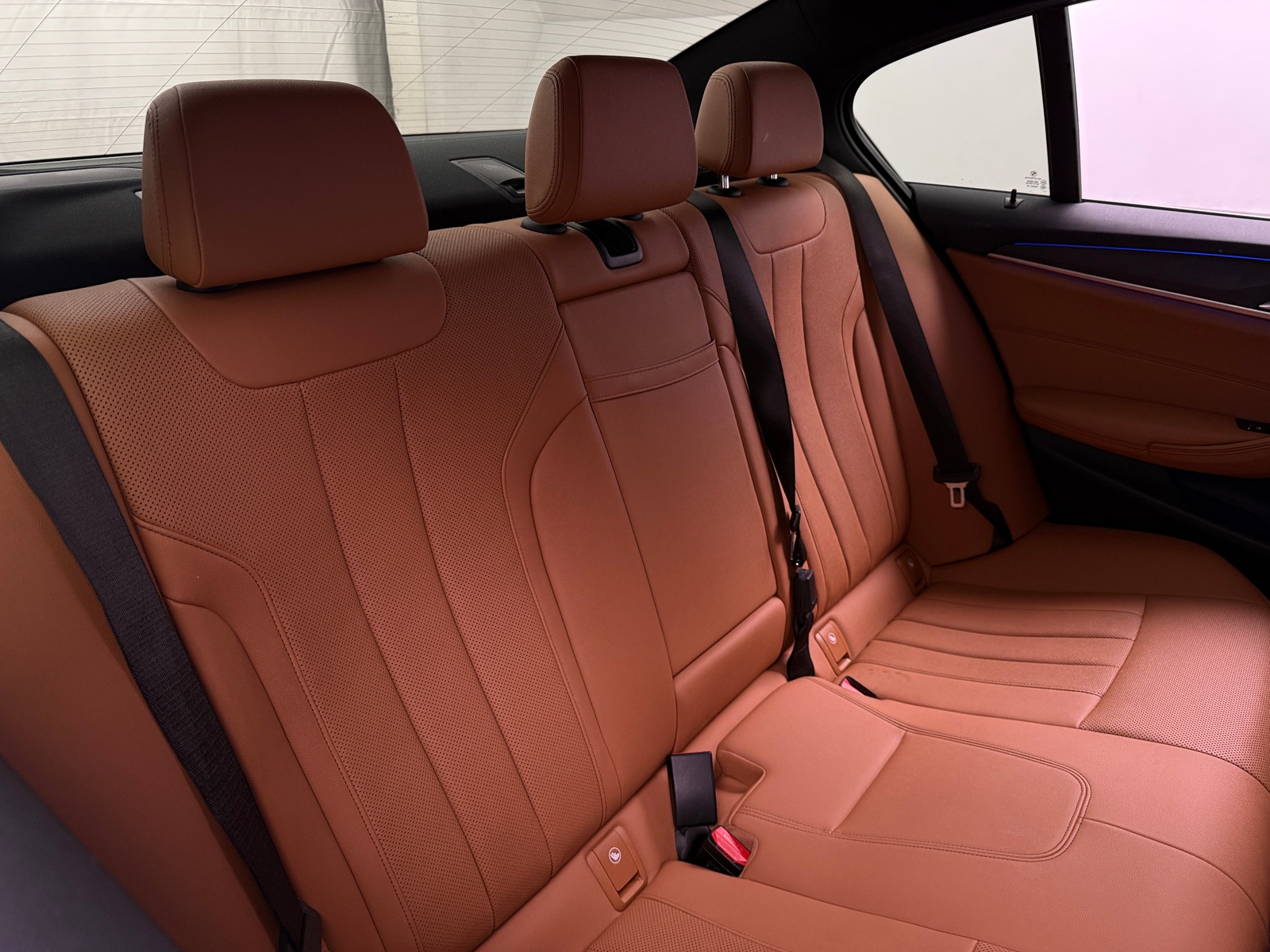 Thumbnail: 2021 BMW 5 Series - 5