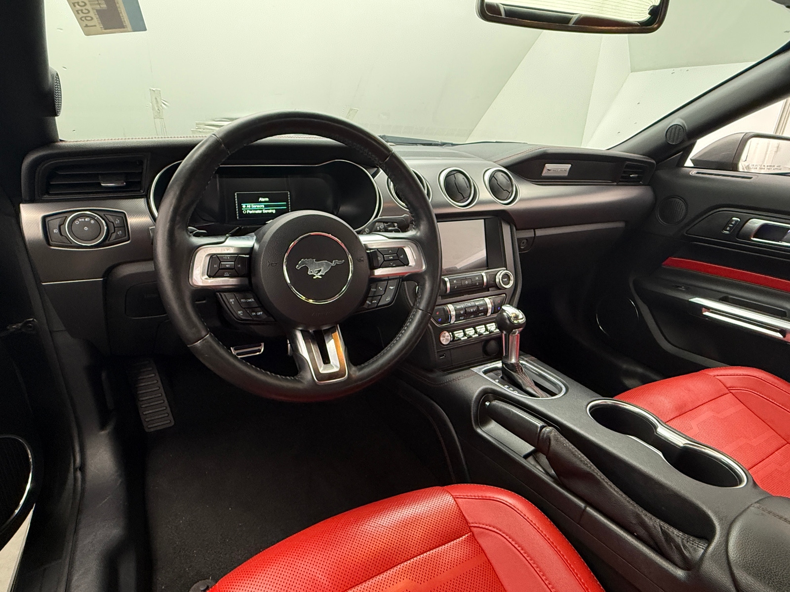 Thumbnail: 2019 Ford Mustang - 2