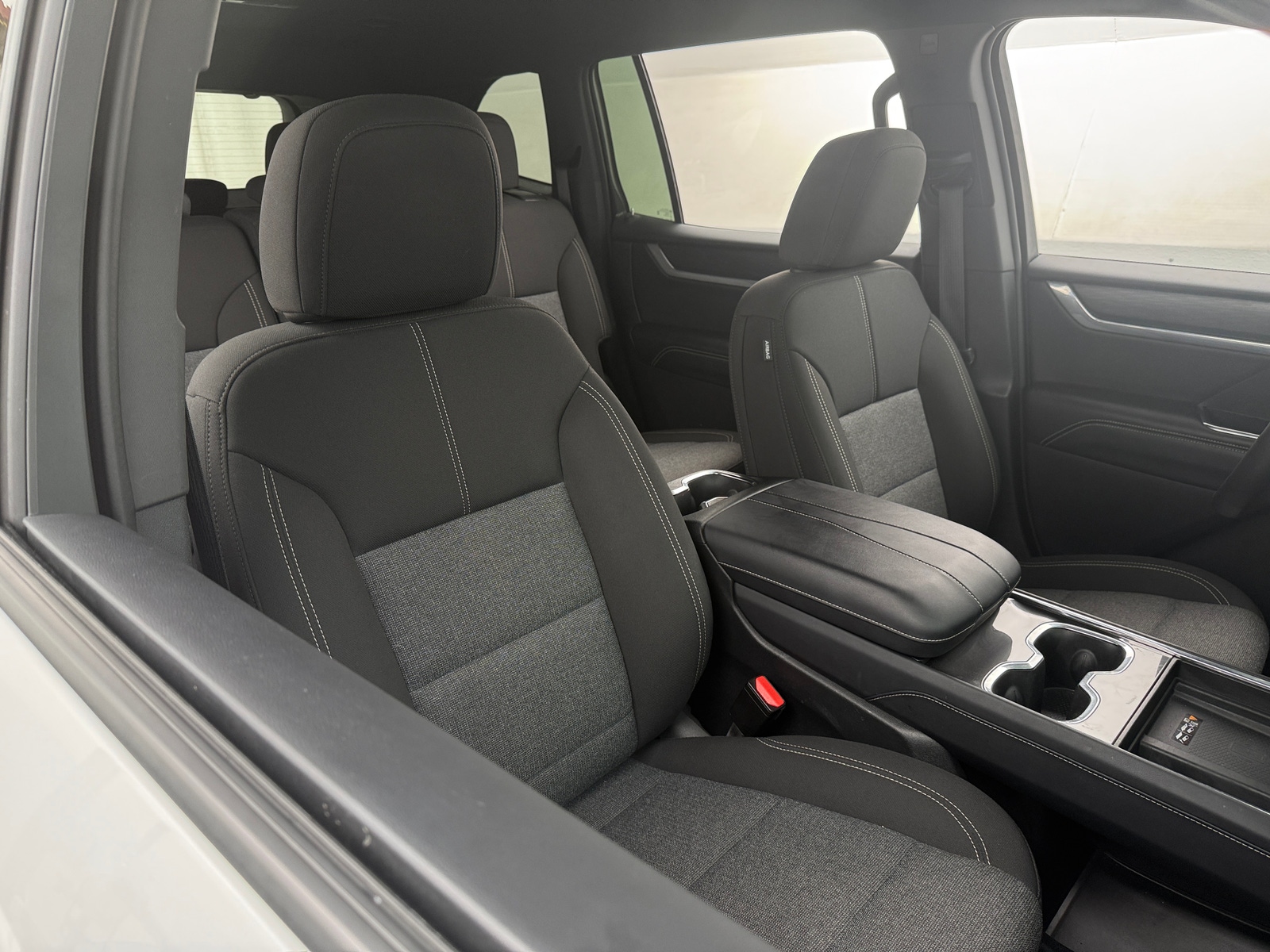 Thumbnail: 2025 GMC Acadia - 2