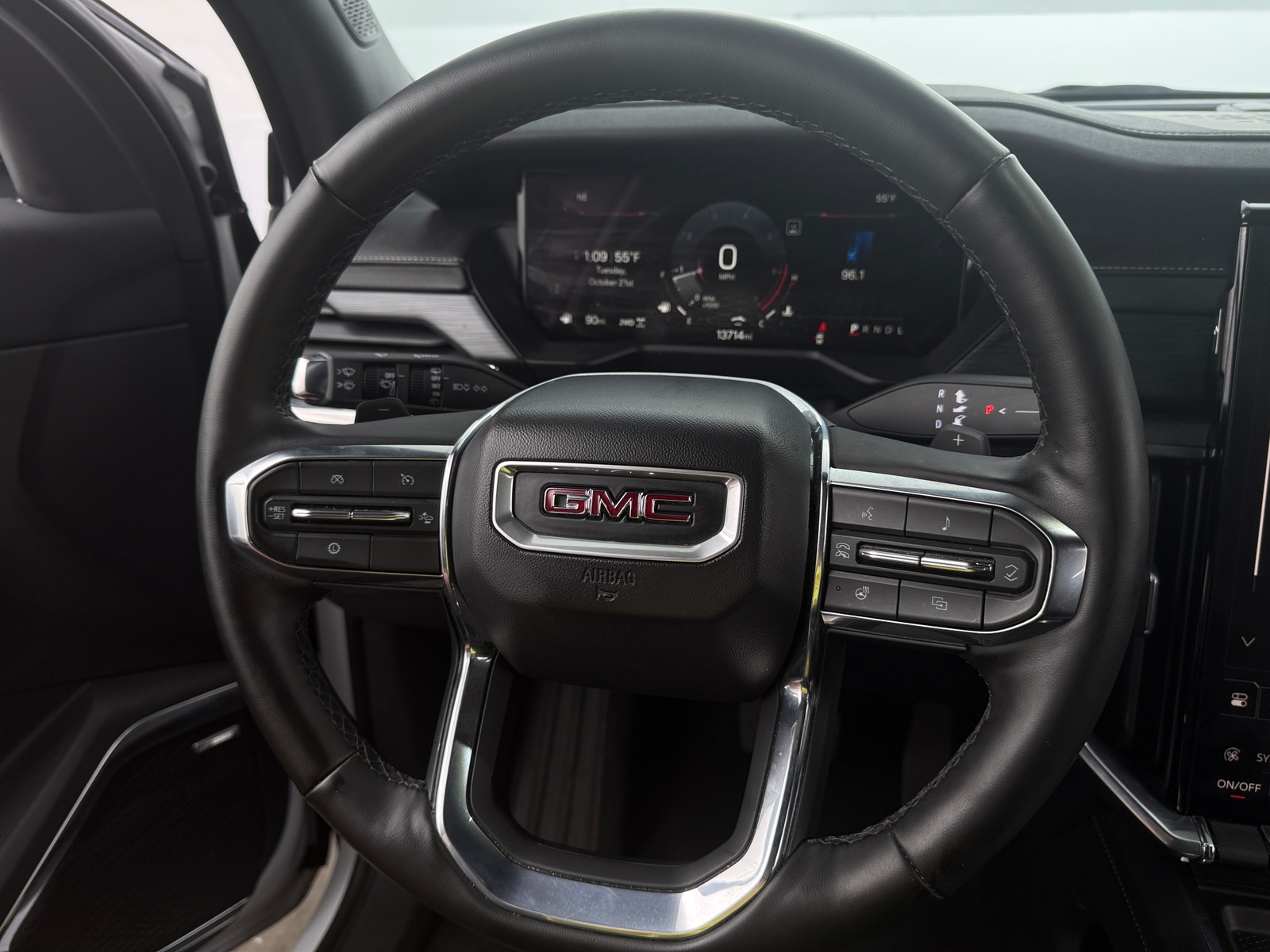 Thumbnail: 2025 GMC Acadia - 5