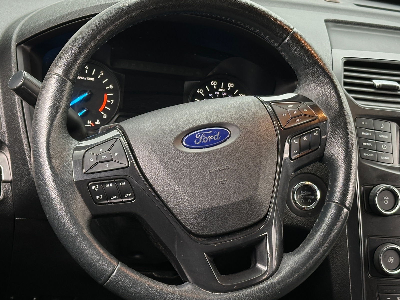 Thumbnail: 2019 Ford Explorer - 5