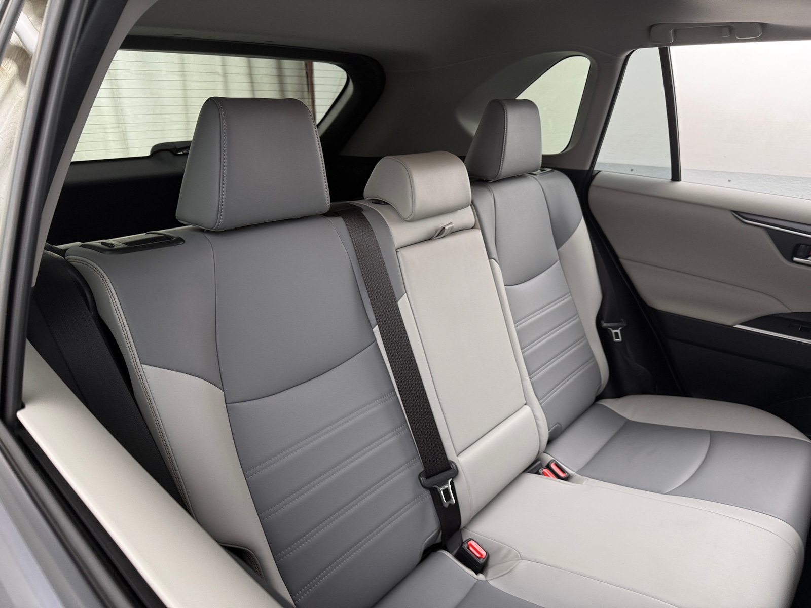 Thumbnail: 2019 Toyota RAV4 - 6