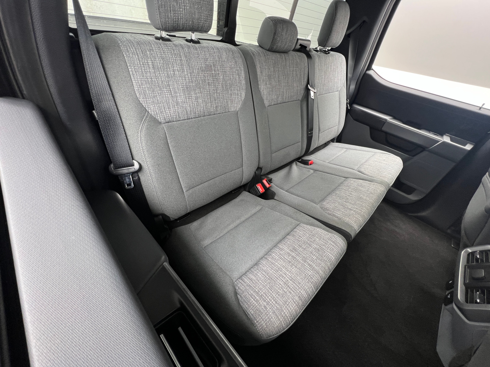 Thumbnail: 2022 Ford Econoline - 6