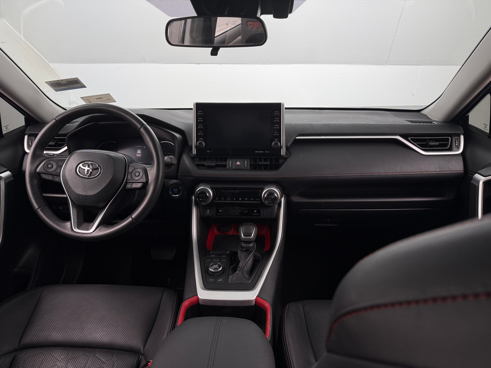 Thumbnail: 2022 Toyota RAV4 - 3