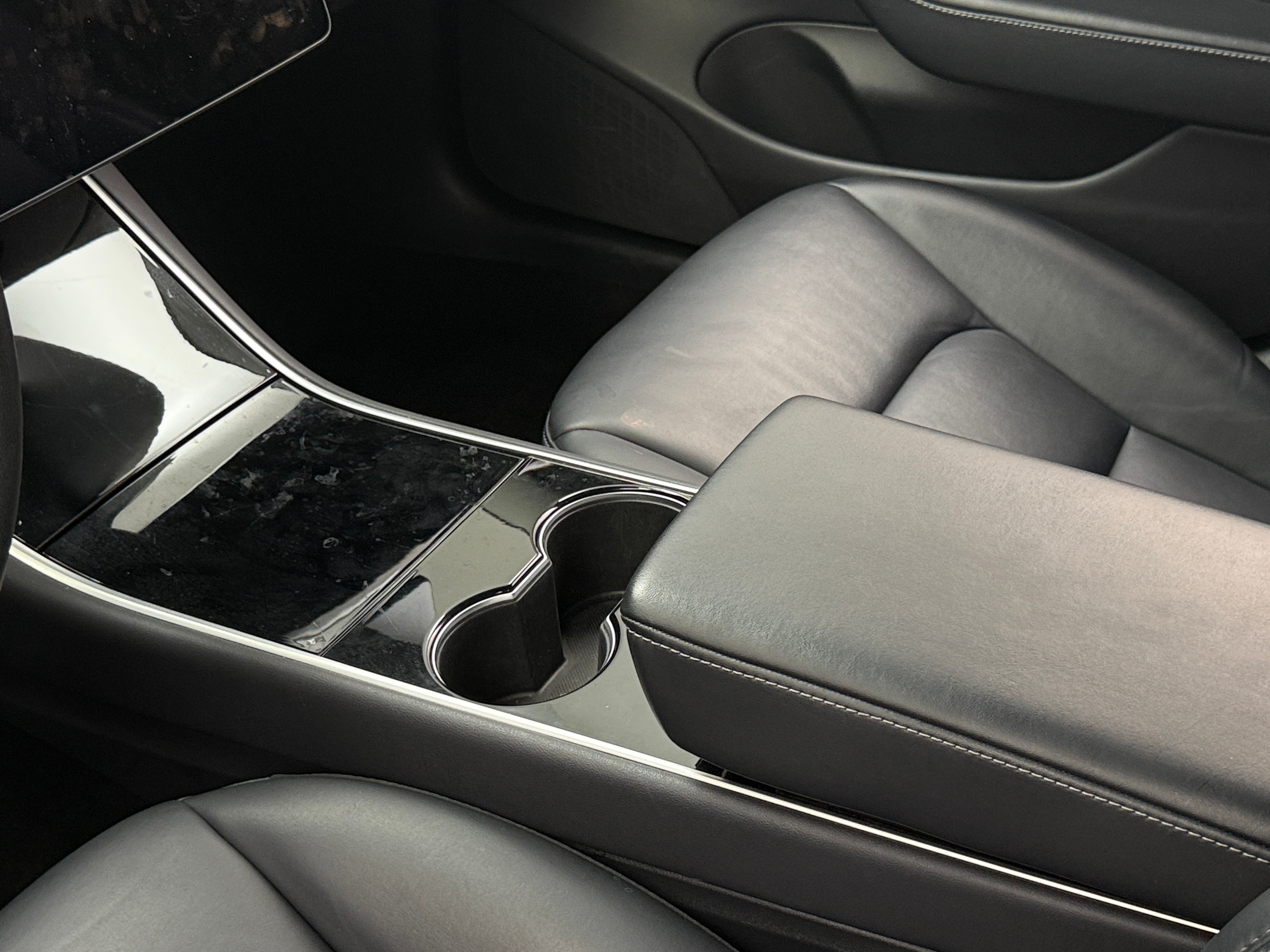 Used 2019 Tesla Model 3 Long Range with VIN 5YJ3E1EB0KF453750 for sale in Oak Creek, WI