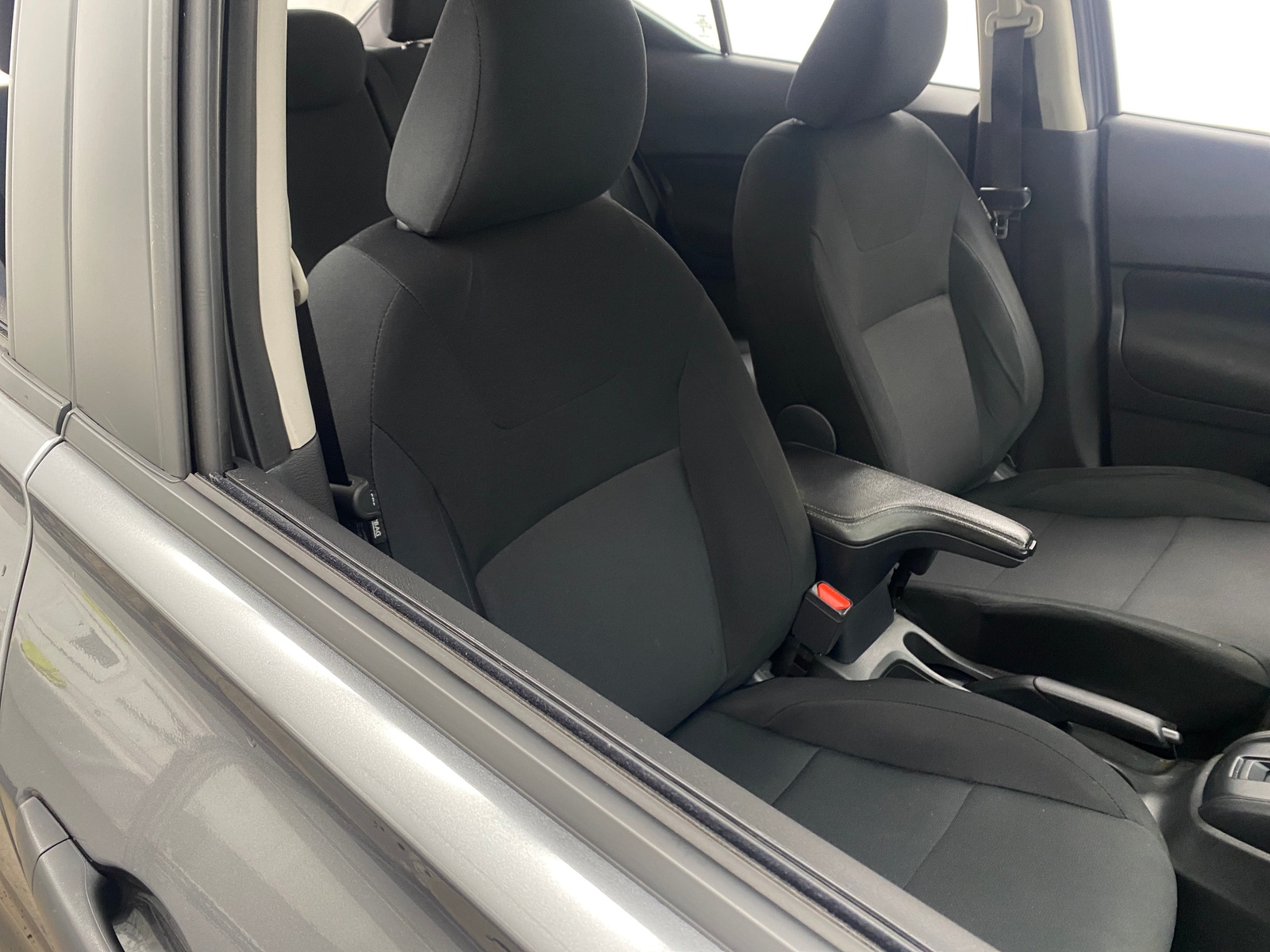 Thumbnail: 2023 Nissan Kicks - 2