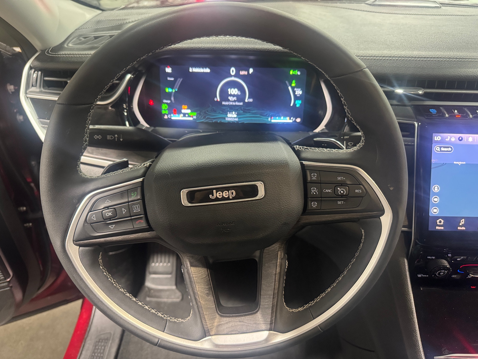 Thumbnail: 2023 Jeep Grand Cherokee - 4